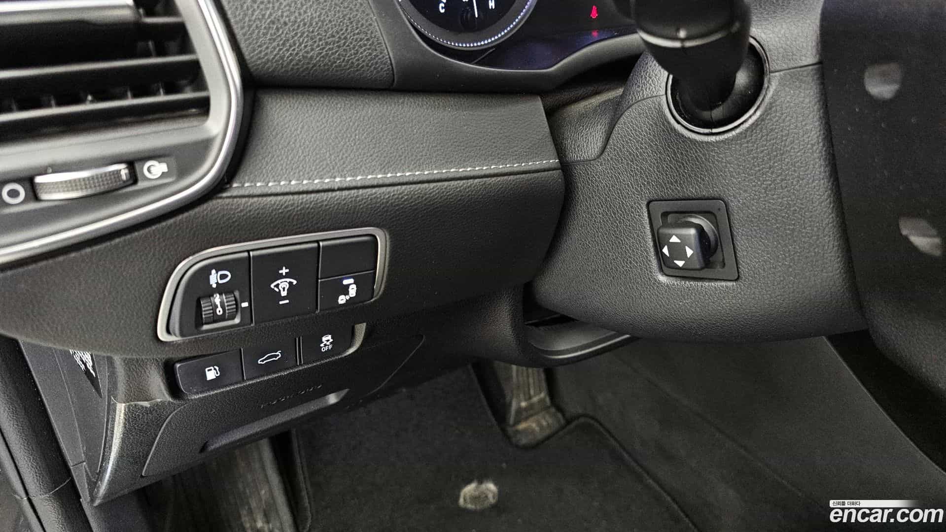 Grandeur Hyundai 2017.2-OPTION-018