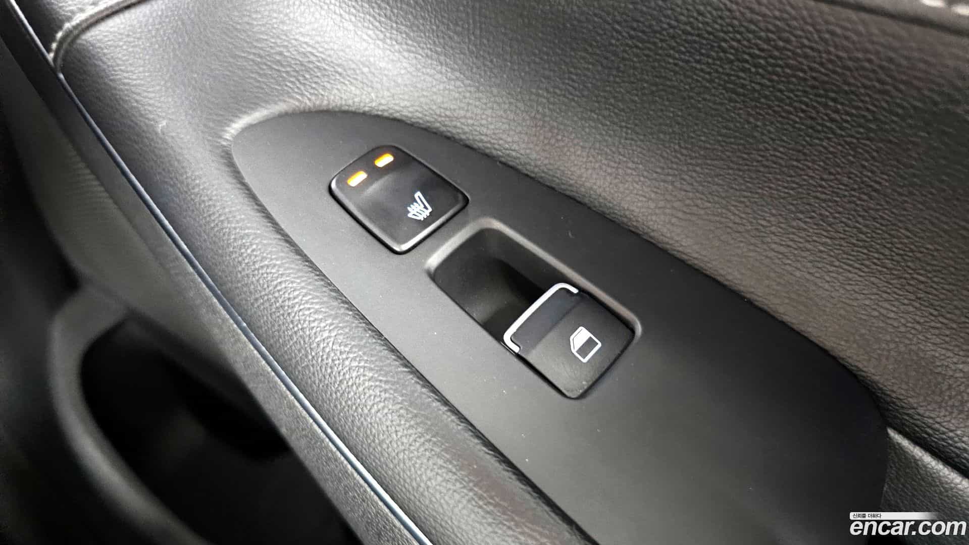 Grandeur Hyundai 2017.2-OPTION-023