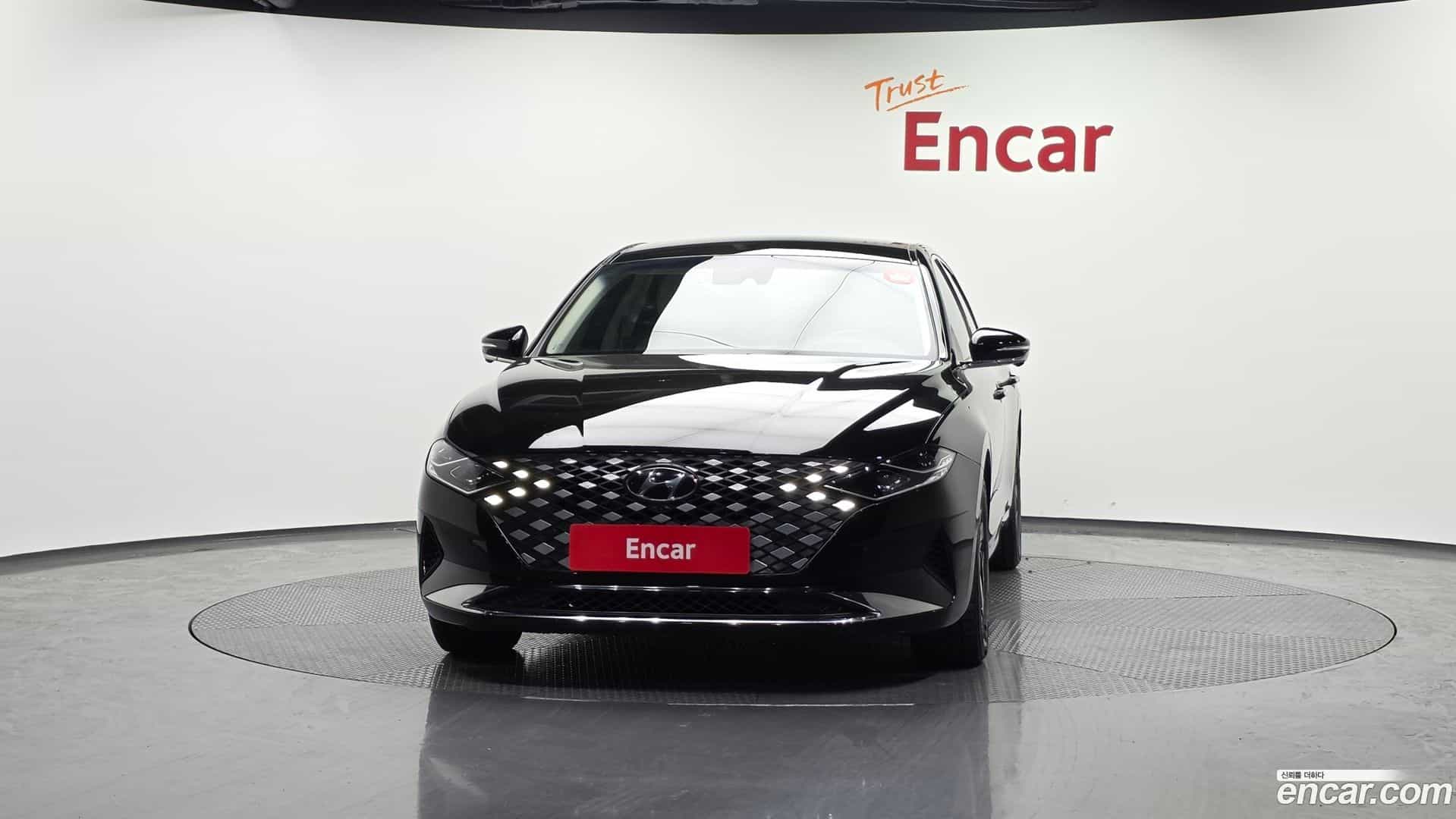 Grandeur Hyundai 2022.3-OUTER-003