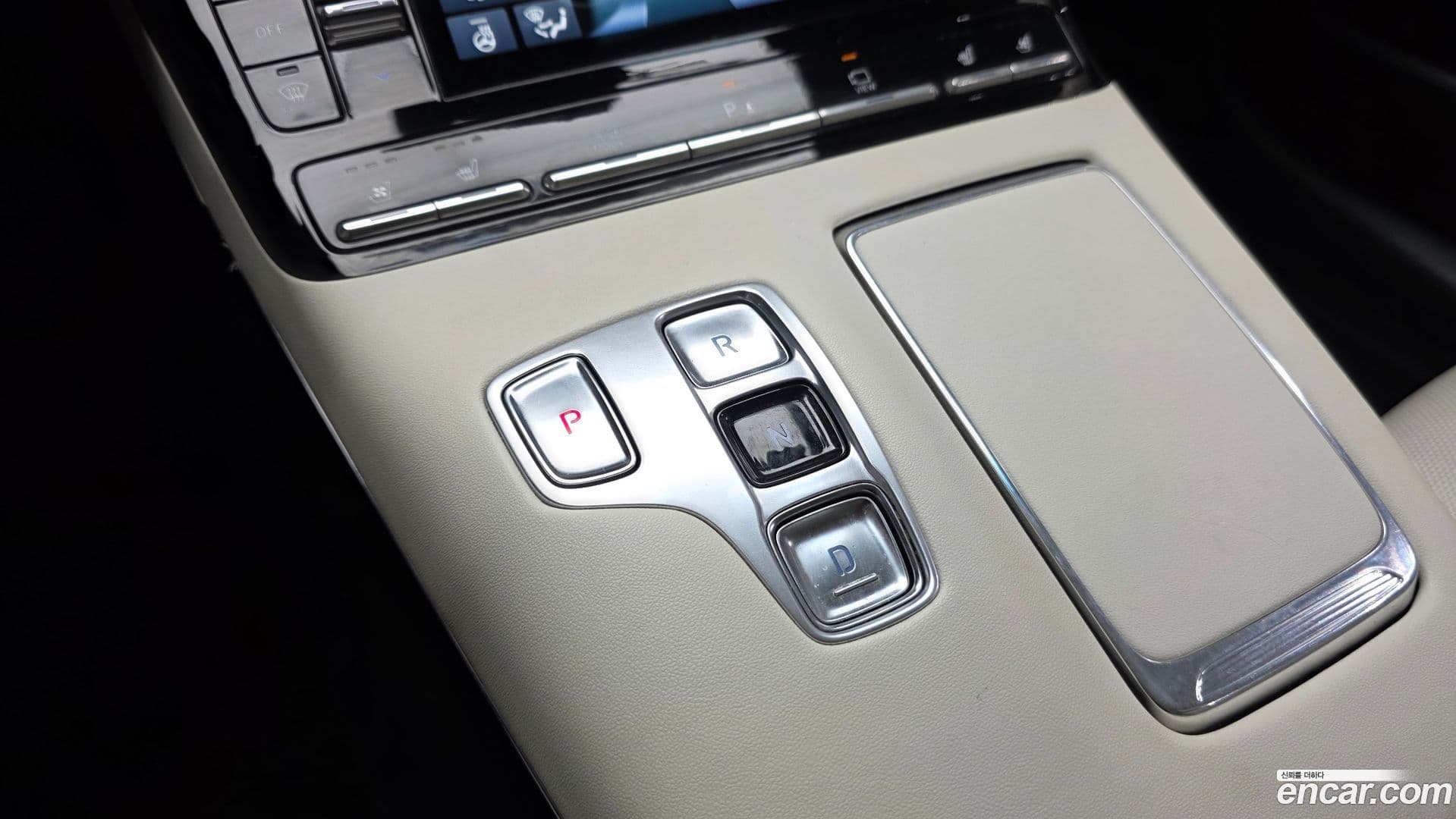 Main__Slider__Photo:Grandeur Hyundai 2022.3-8