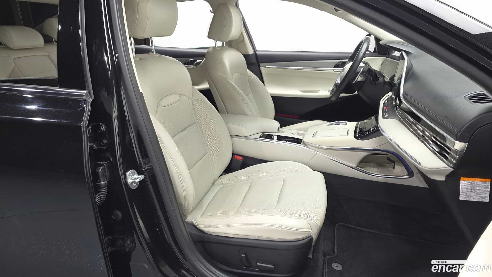 Grandeur Hyundai 2022.3-OPTION-016
