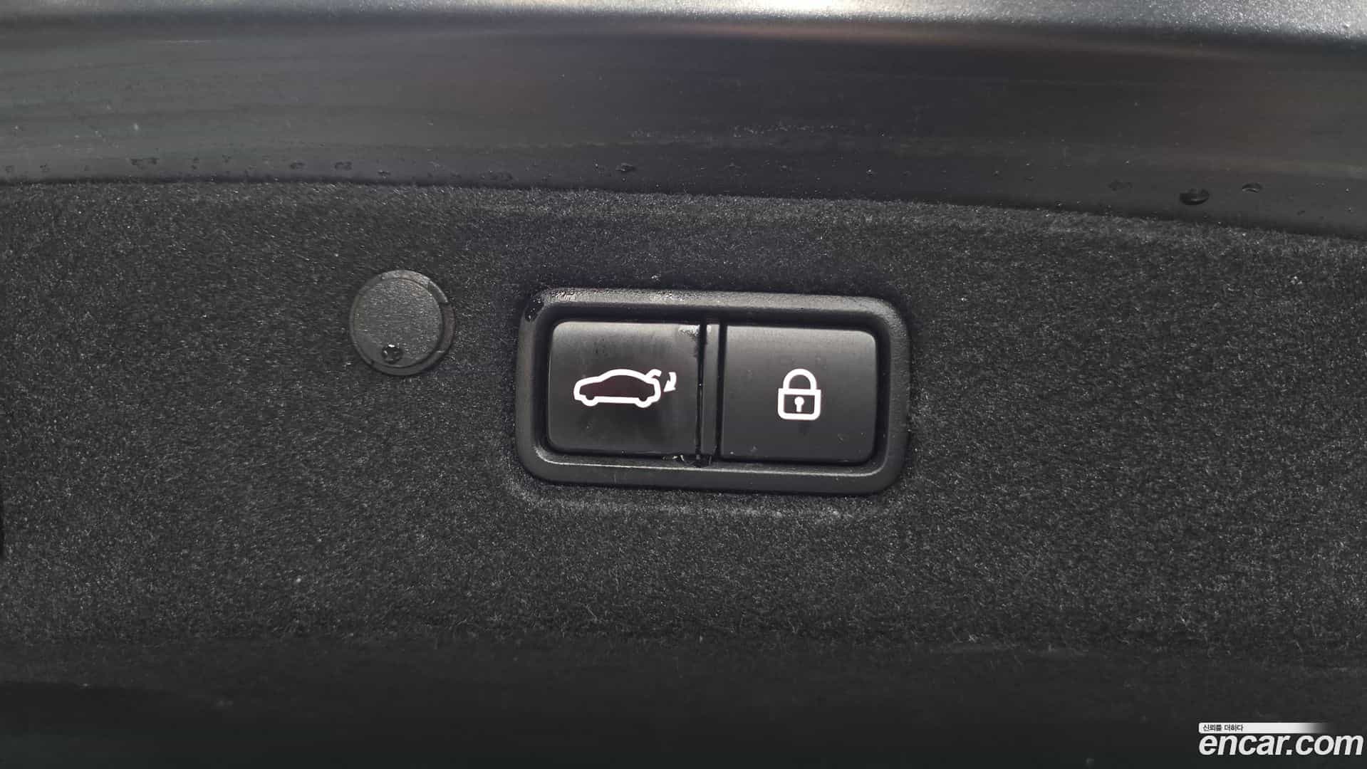 Grandeur Hyundai 2022.3-OPTION-023