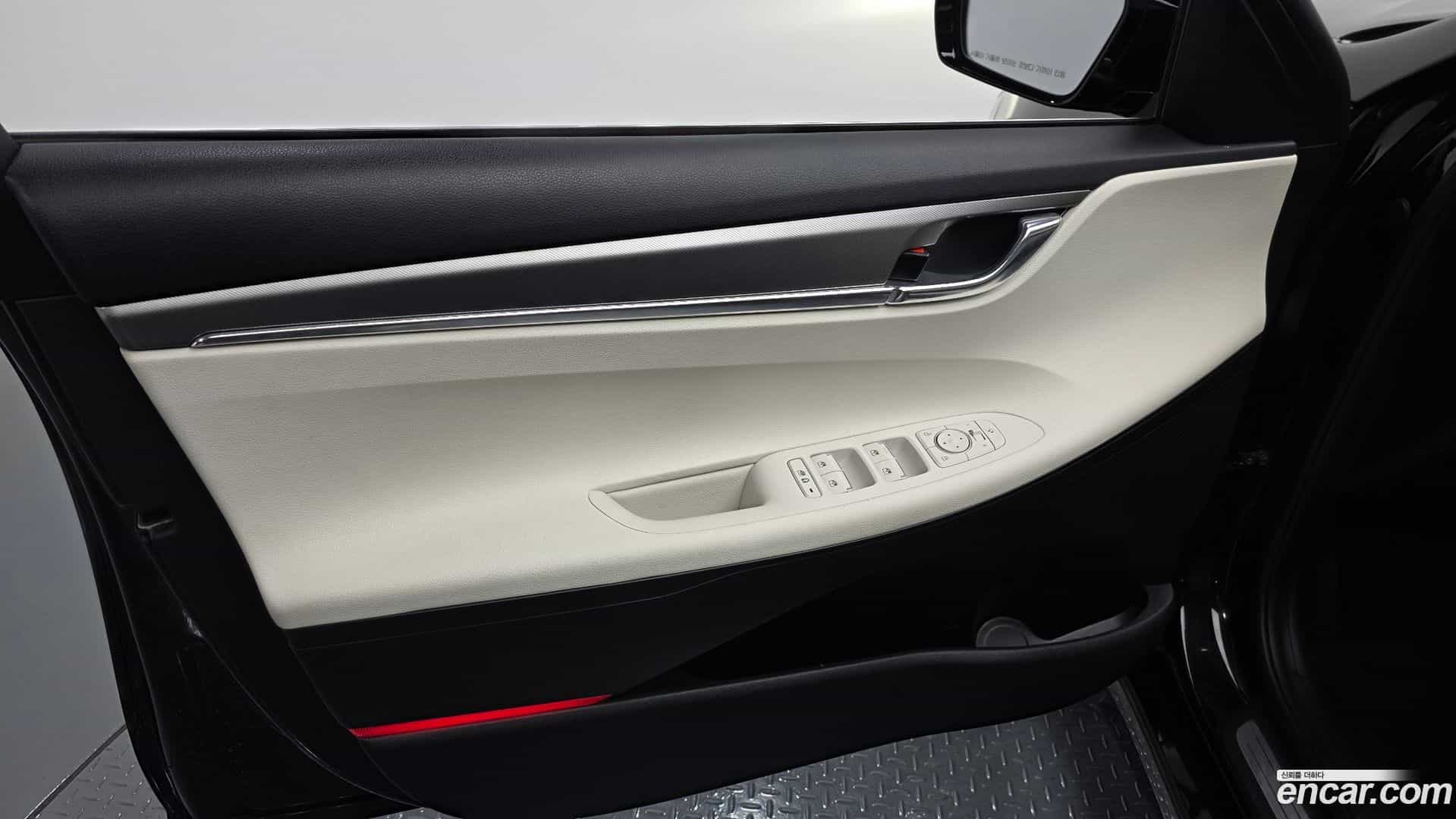 Grandeur Hyundai 2022.3-INNER-034