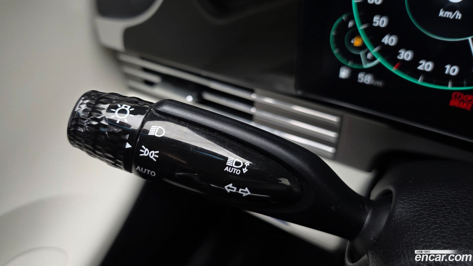 Main__Slider__Photo:Grandeur Hyundai 2022.3-26