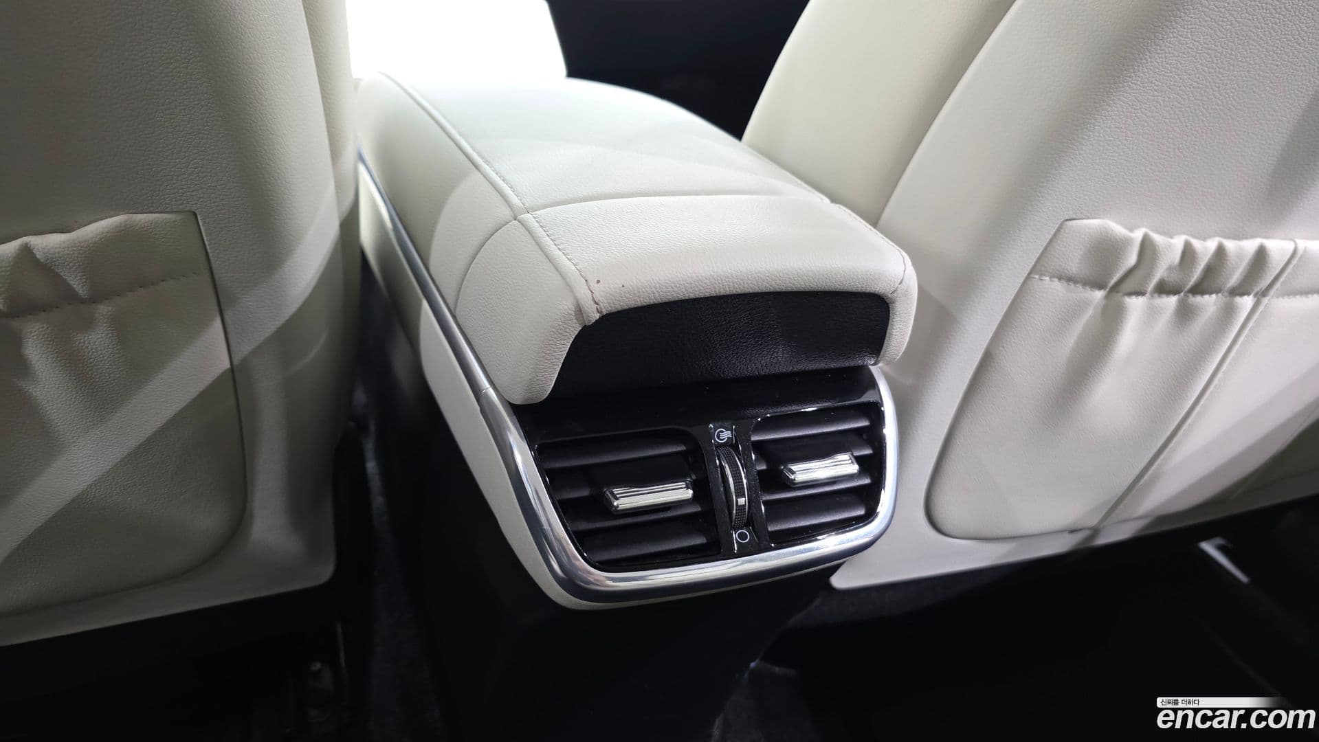 Main__Slider__Photo:Grandeur Hyundai 2022.3-27