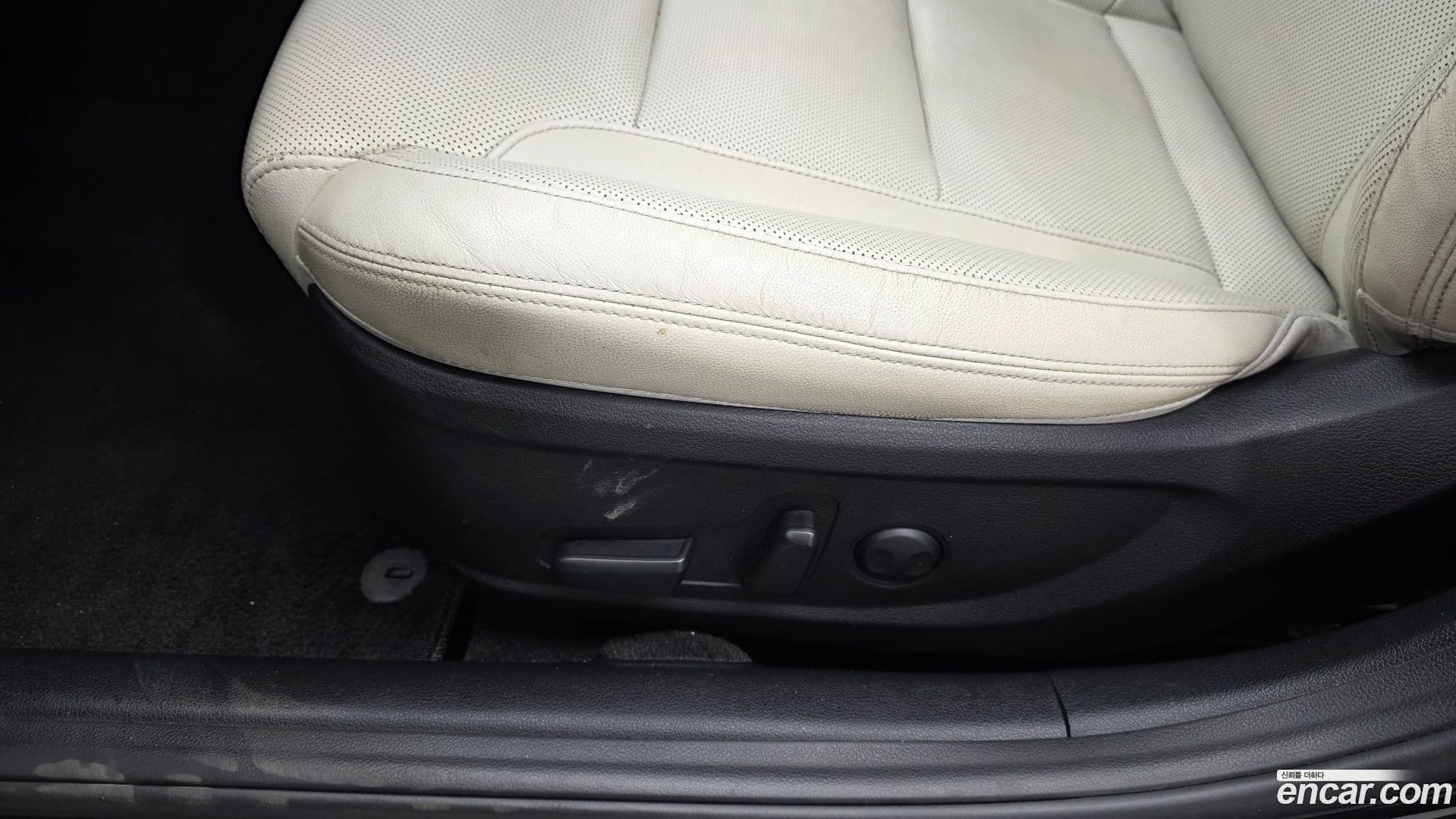 Main__Slider__Photo:Grandeur Hyundai 2022.3-28