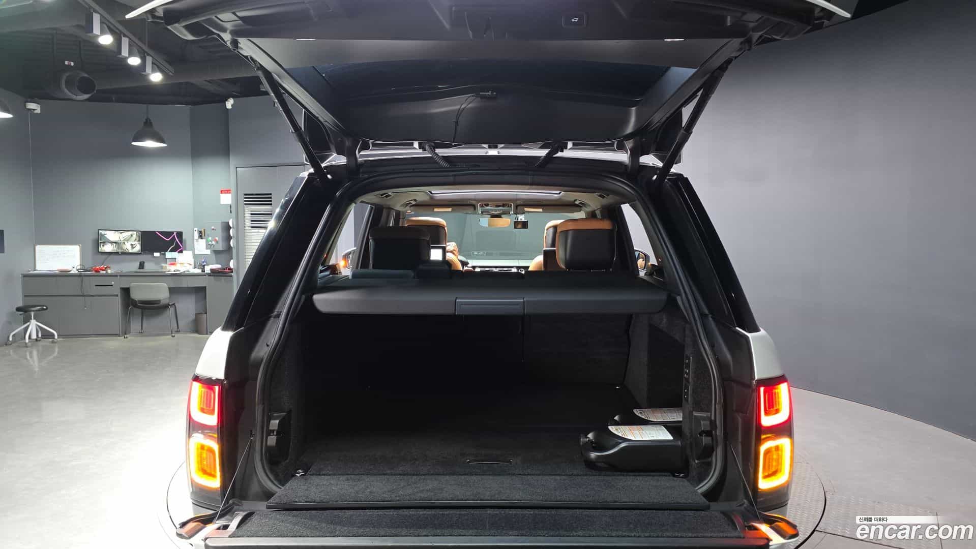 Range Rover Land Rover 2019.10-OPTION-024