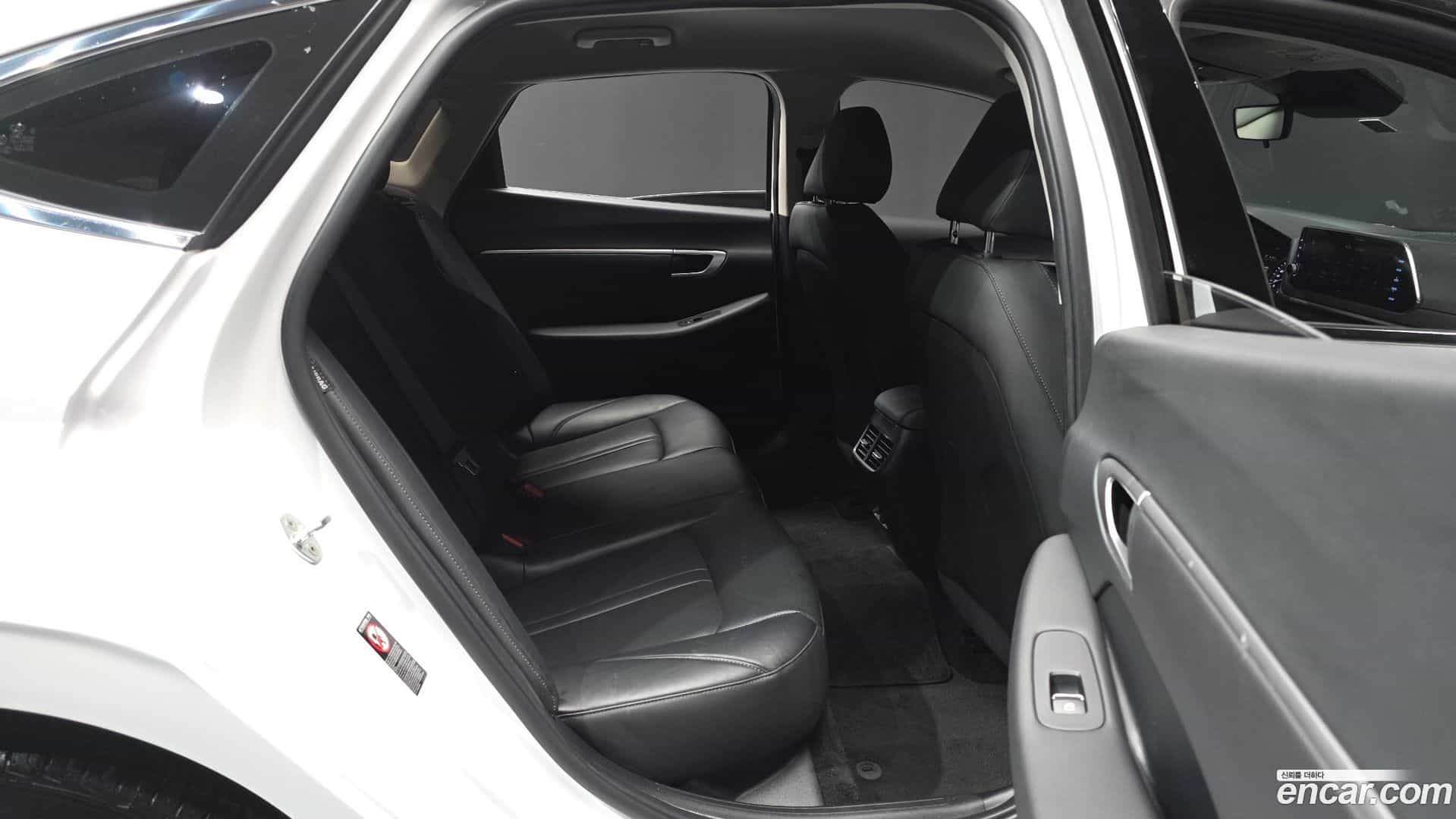Sonata Hyundai 2022.6-OPTION-016
