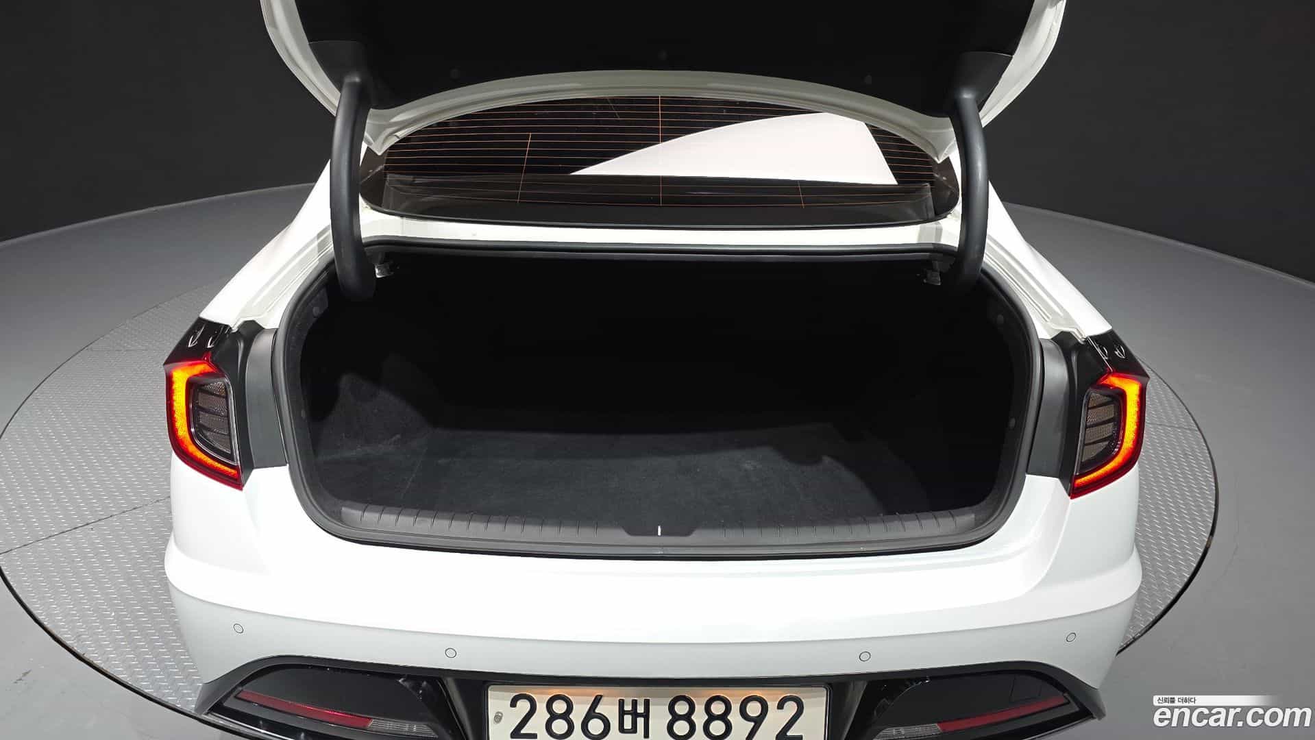 Sonata Hyundai 2022.6-OPTION-024