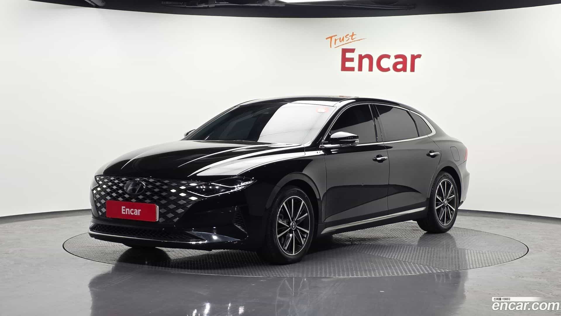 Grandeur Hyundai 2022.3-OUTER-001