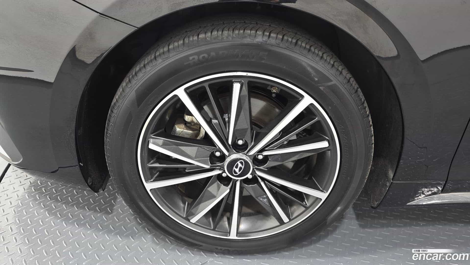 Grandeur Hyundai 2022.3-OUTER-005