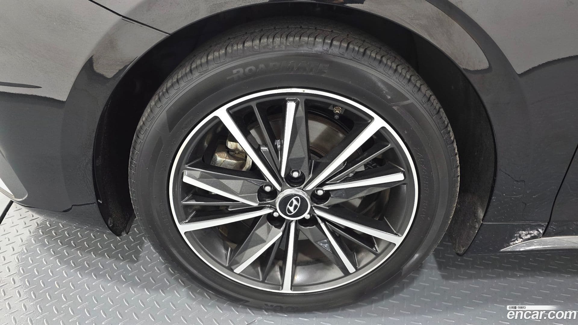 Main__Slider__Photo:Grandeur Hyundai 2022.3-4
