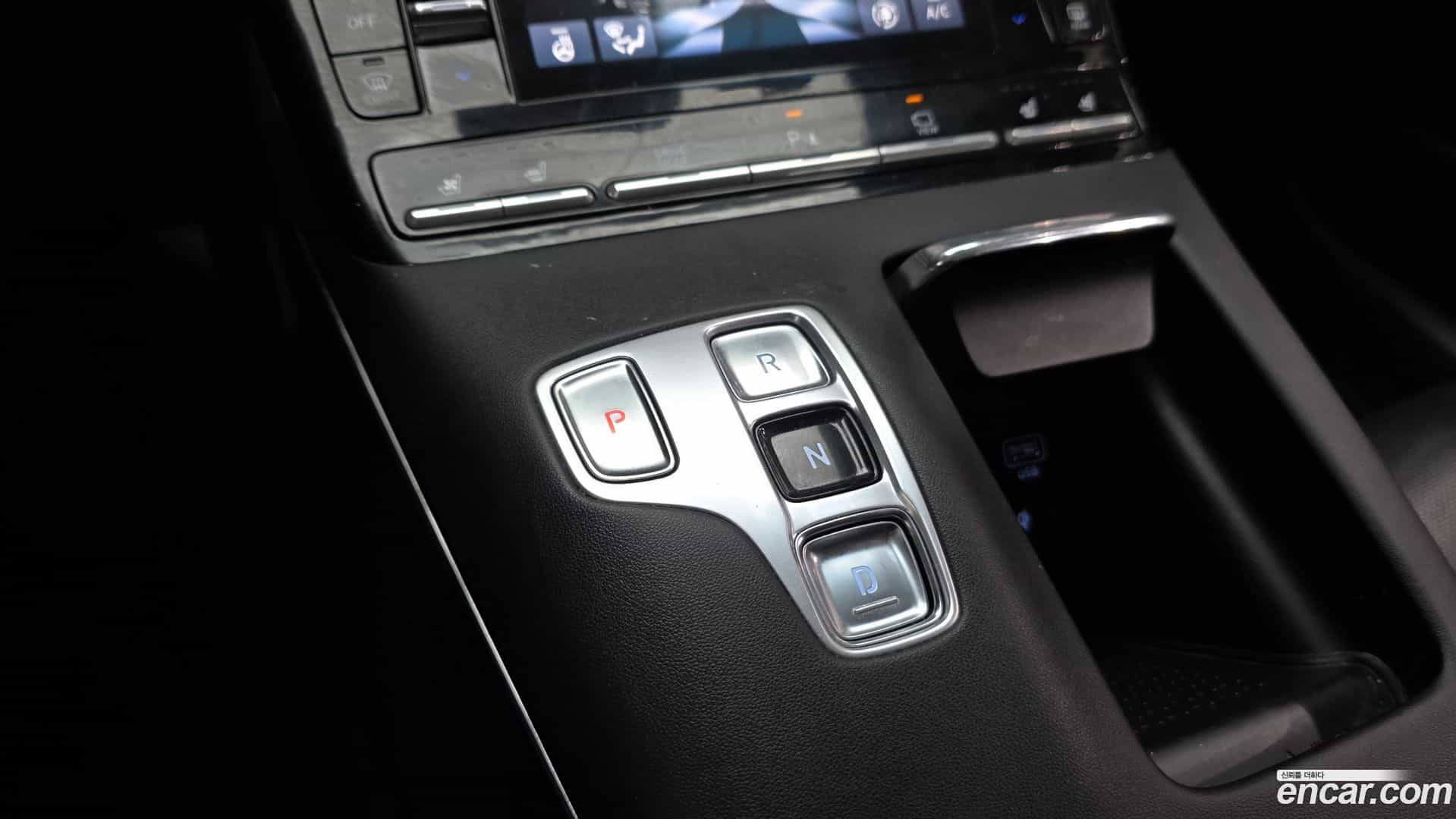 Grandeur Hyundai 2022.3-INNER-009
