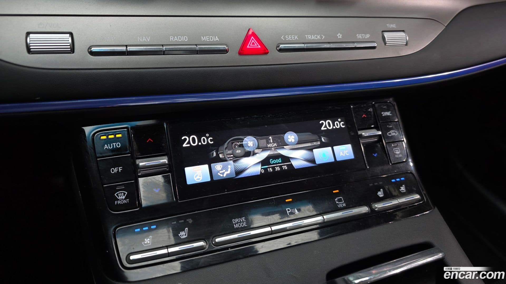 Main__Slider__Photo:Grandeur Hyundai 2022.3-17