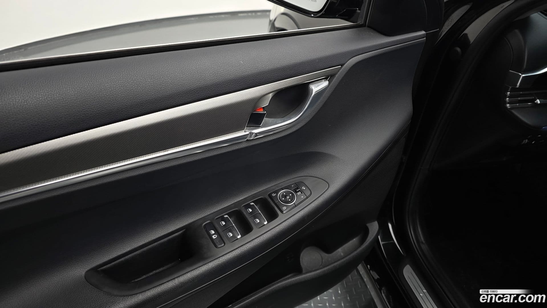 Main__Slider__Photo:Grandeur Hyundai 2022.3-31