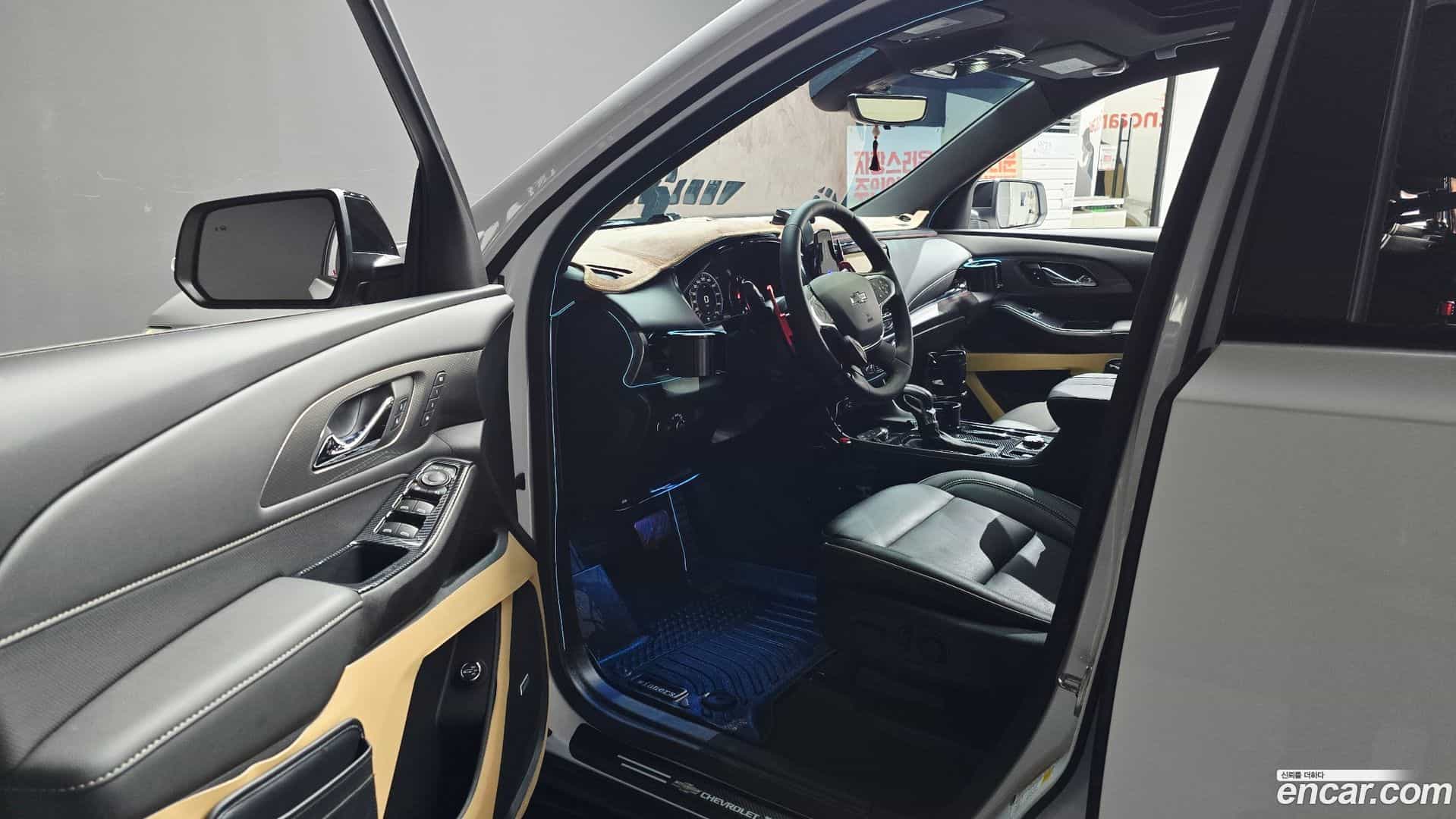 Traverse Chevrolet 2023.11-INNER-010