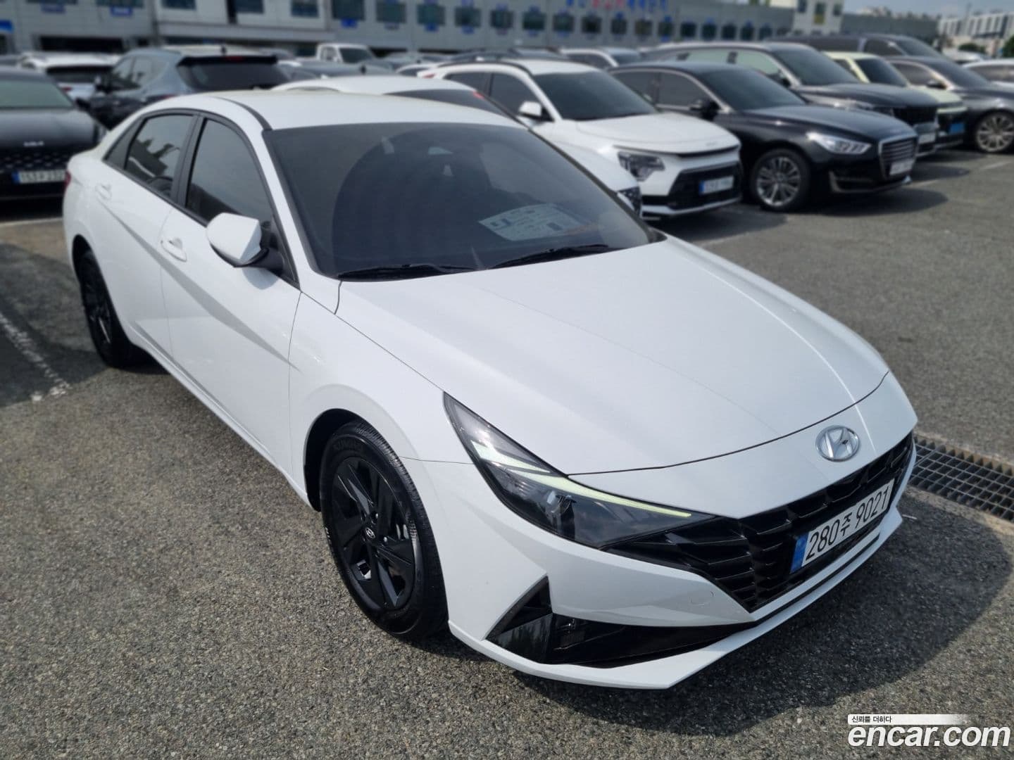 Main__Slider__Photo:AVANTE Hyundai 2020.4-0