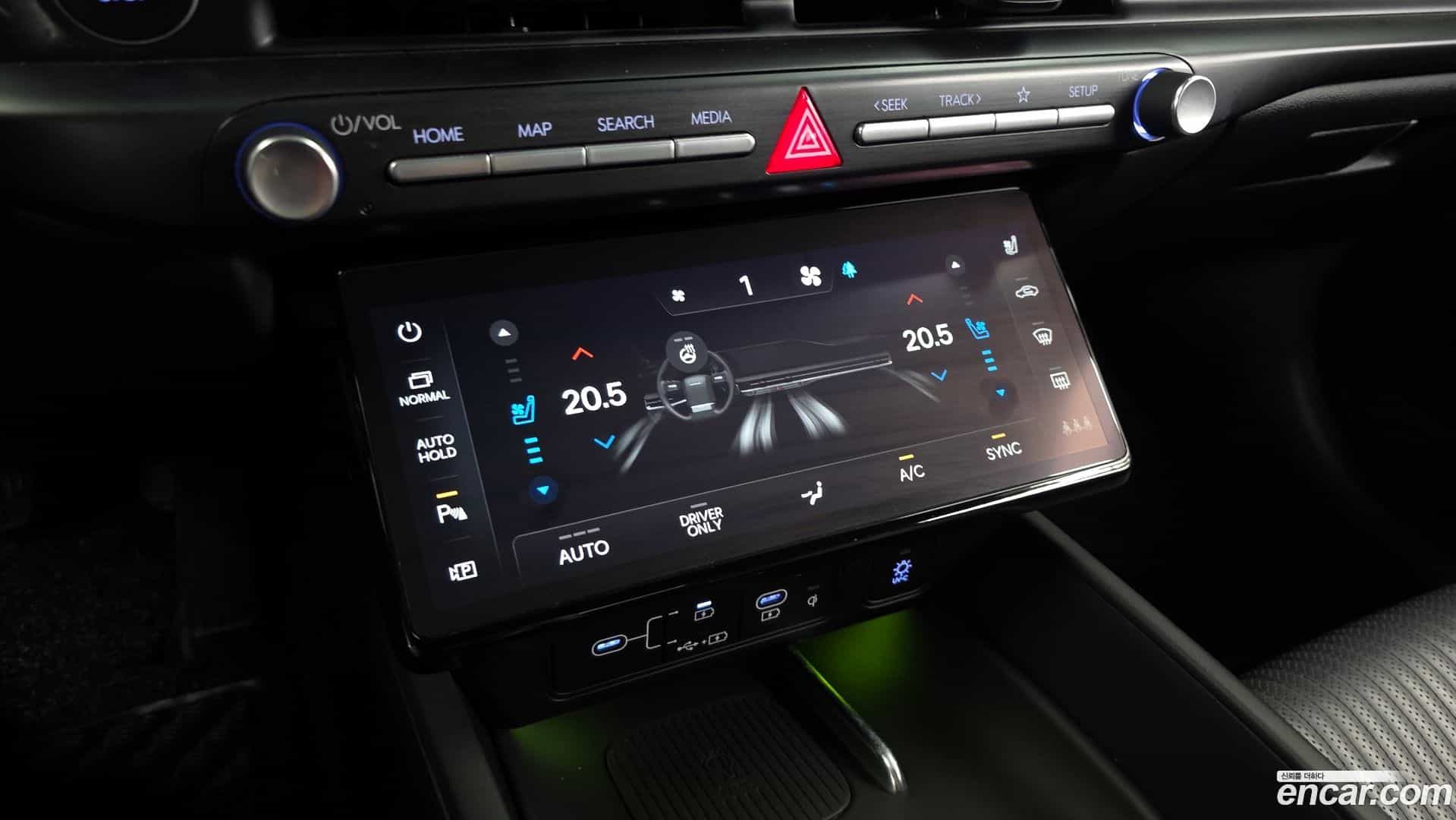 Grandeur Hyundai 2023.10-OPTION-046