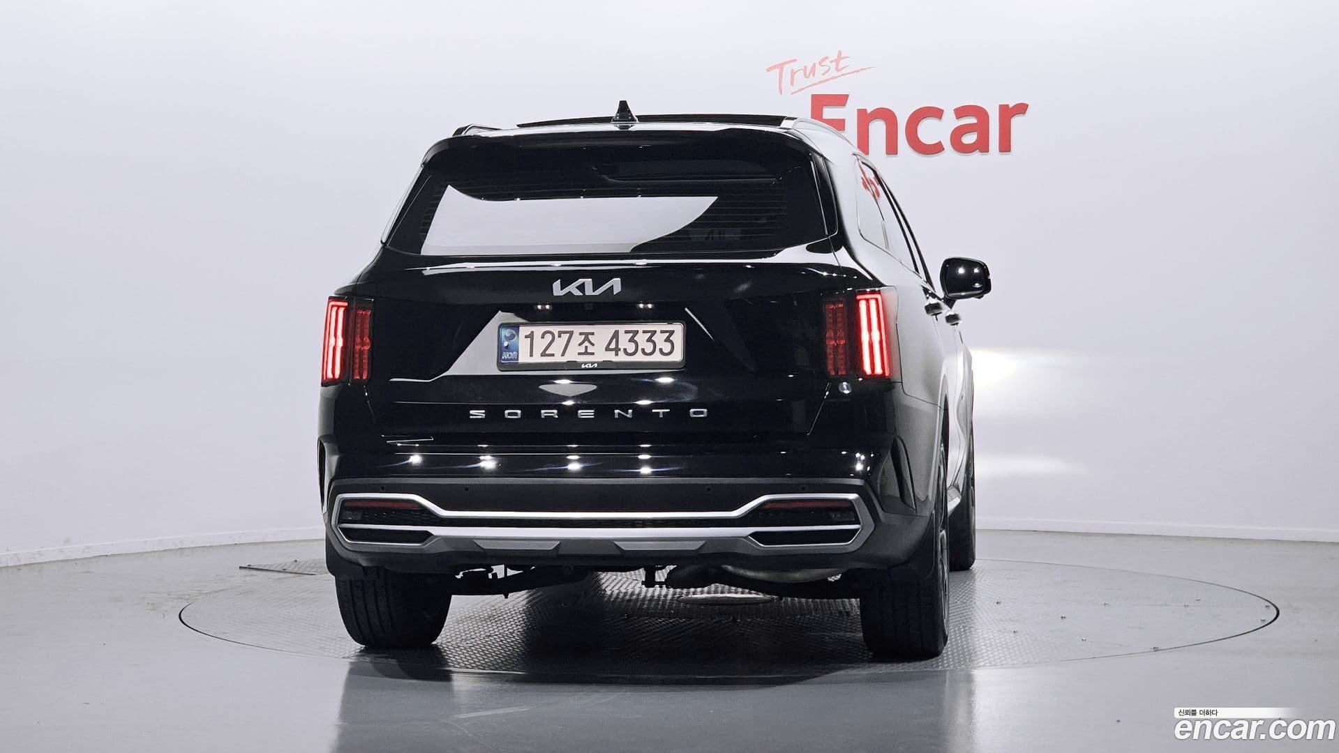 Main__Slider__Photo:Sorento Kia 2021.11-3