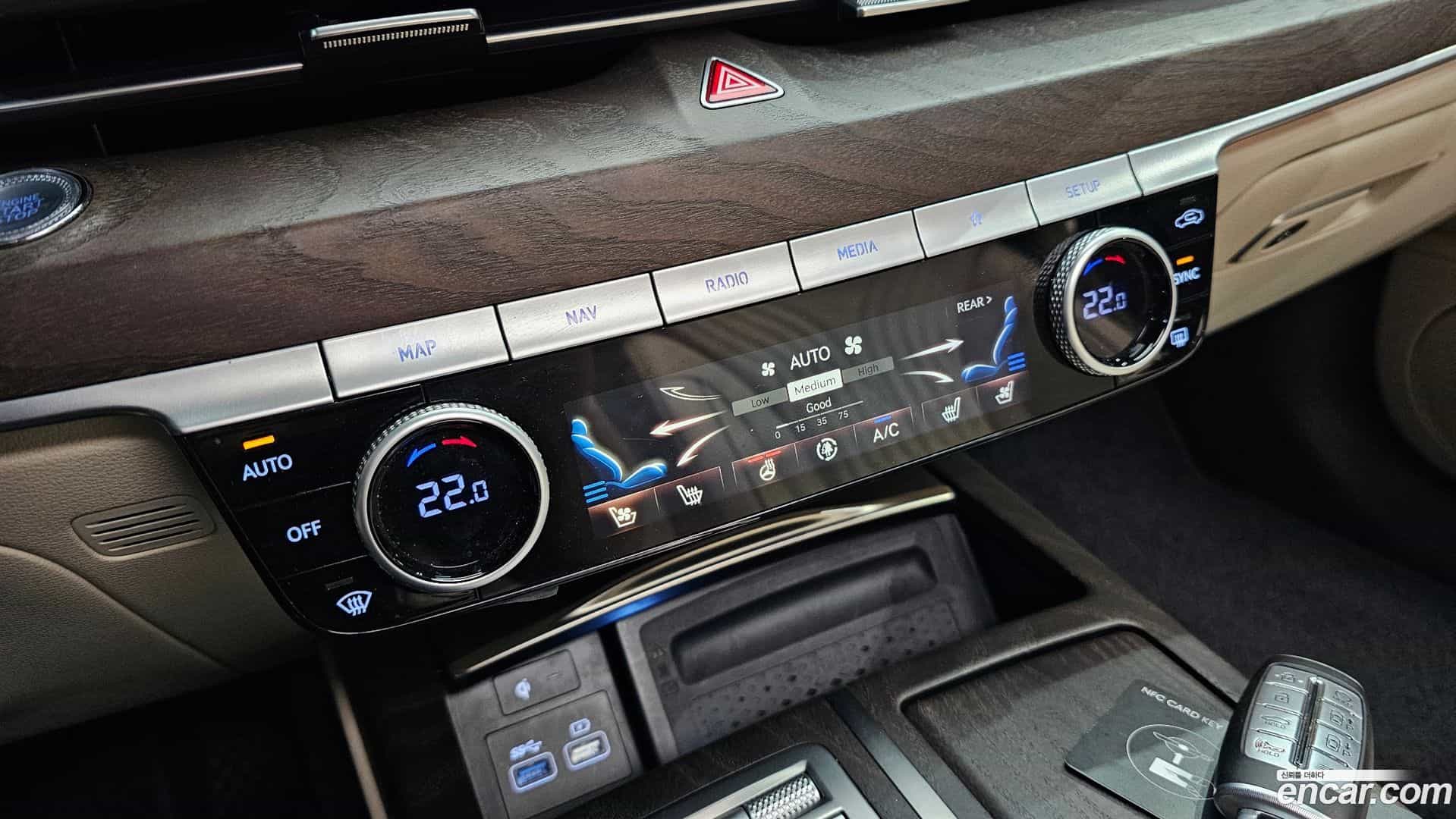 G80 Genesis 2022.1-OPTION-022