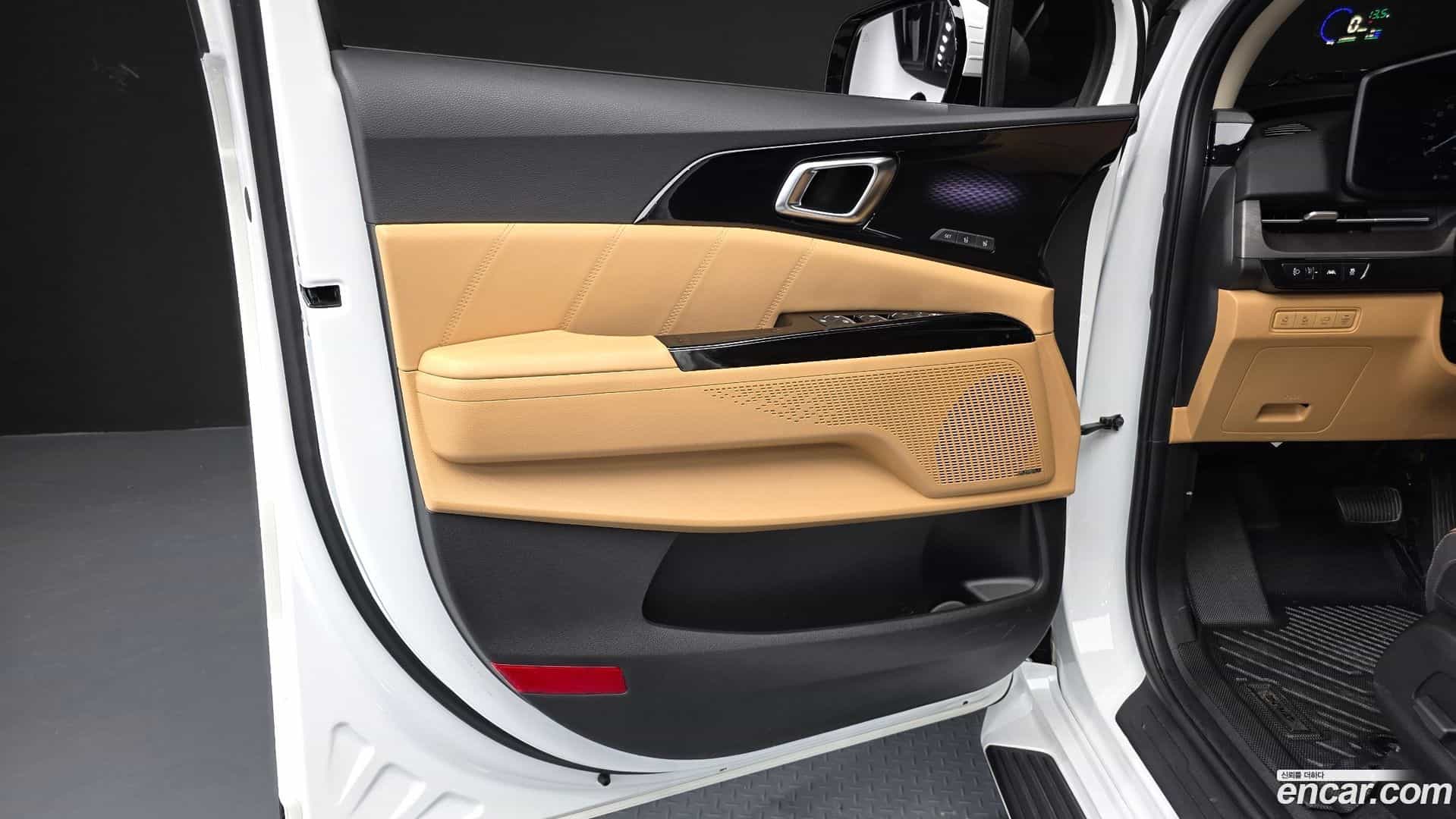 Canival Kia 2023.8-INNER-034