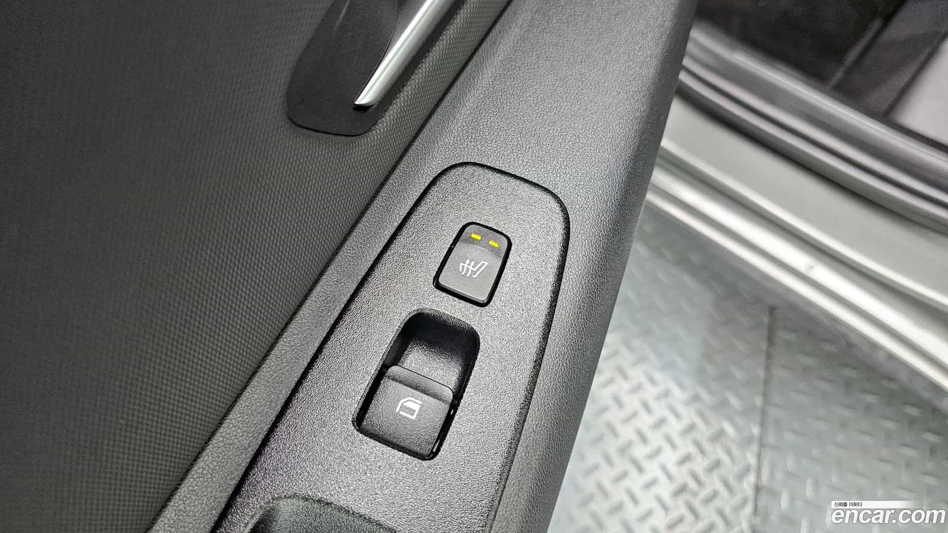 AVANTE Hyundai 2024.0-OPTION-041