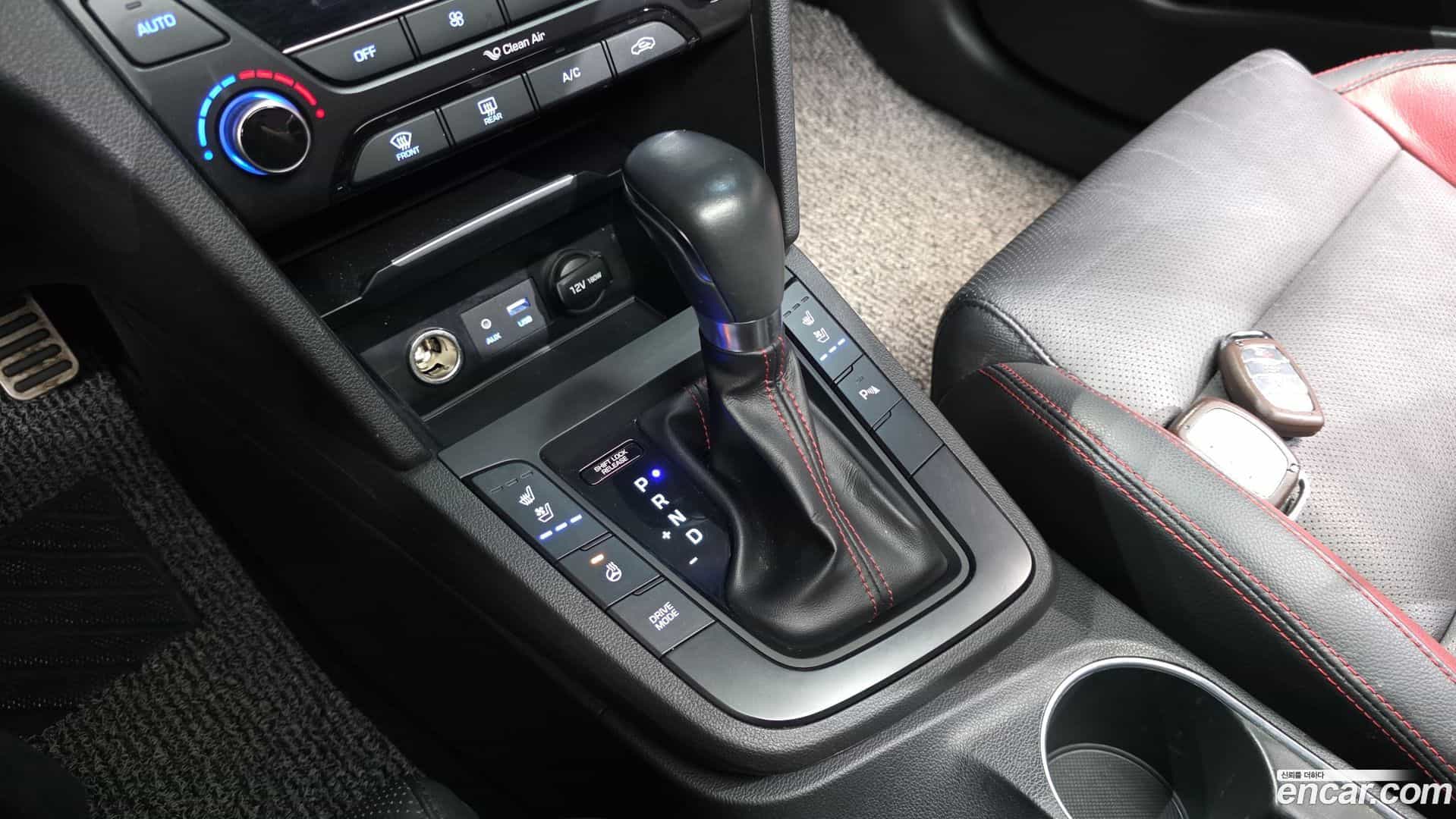 AVANTE Hyundai 2017.8-INNER-009