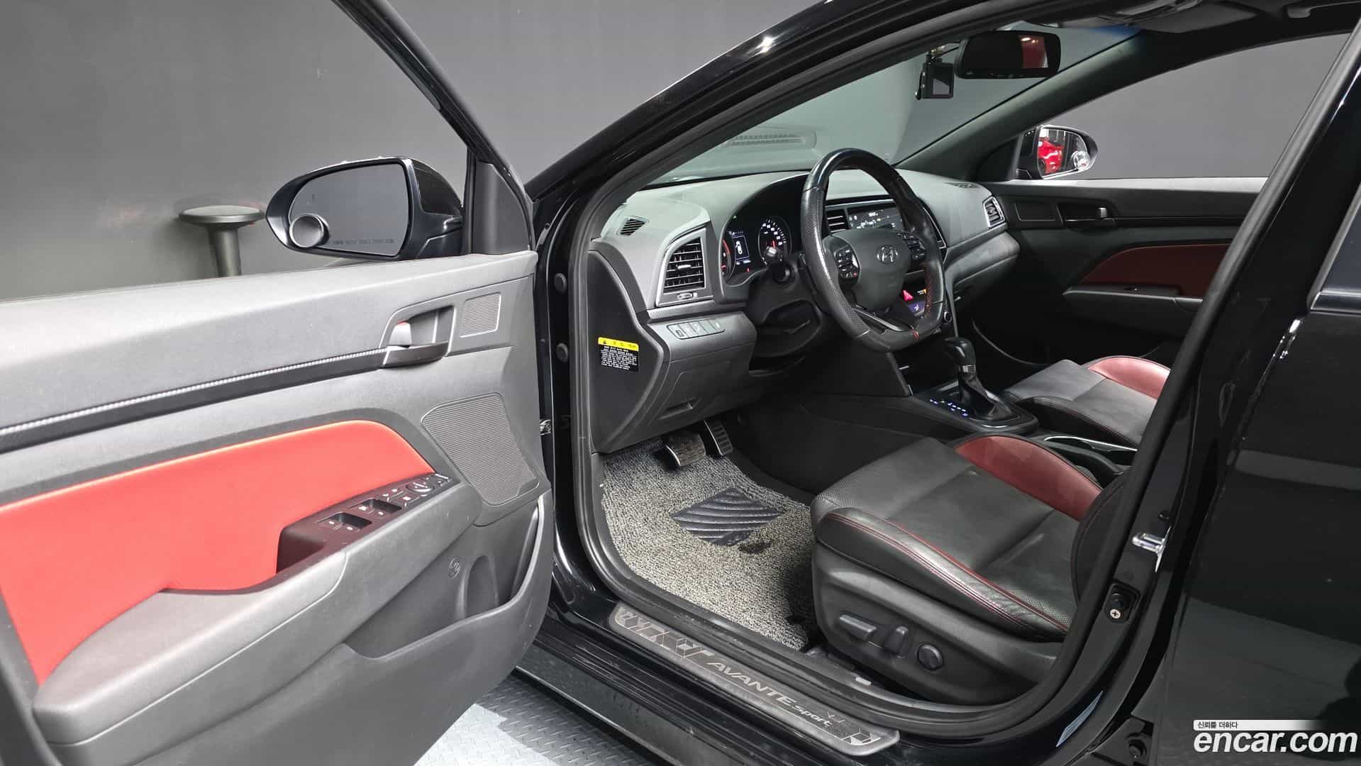 AVANTE Hyundai 2017.8-INNER-010