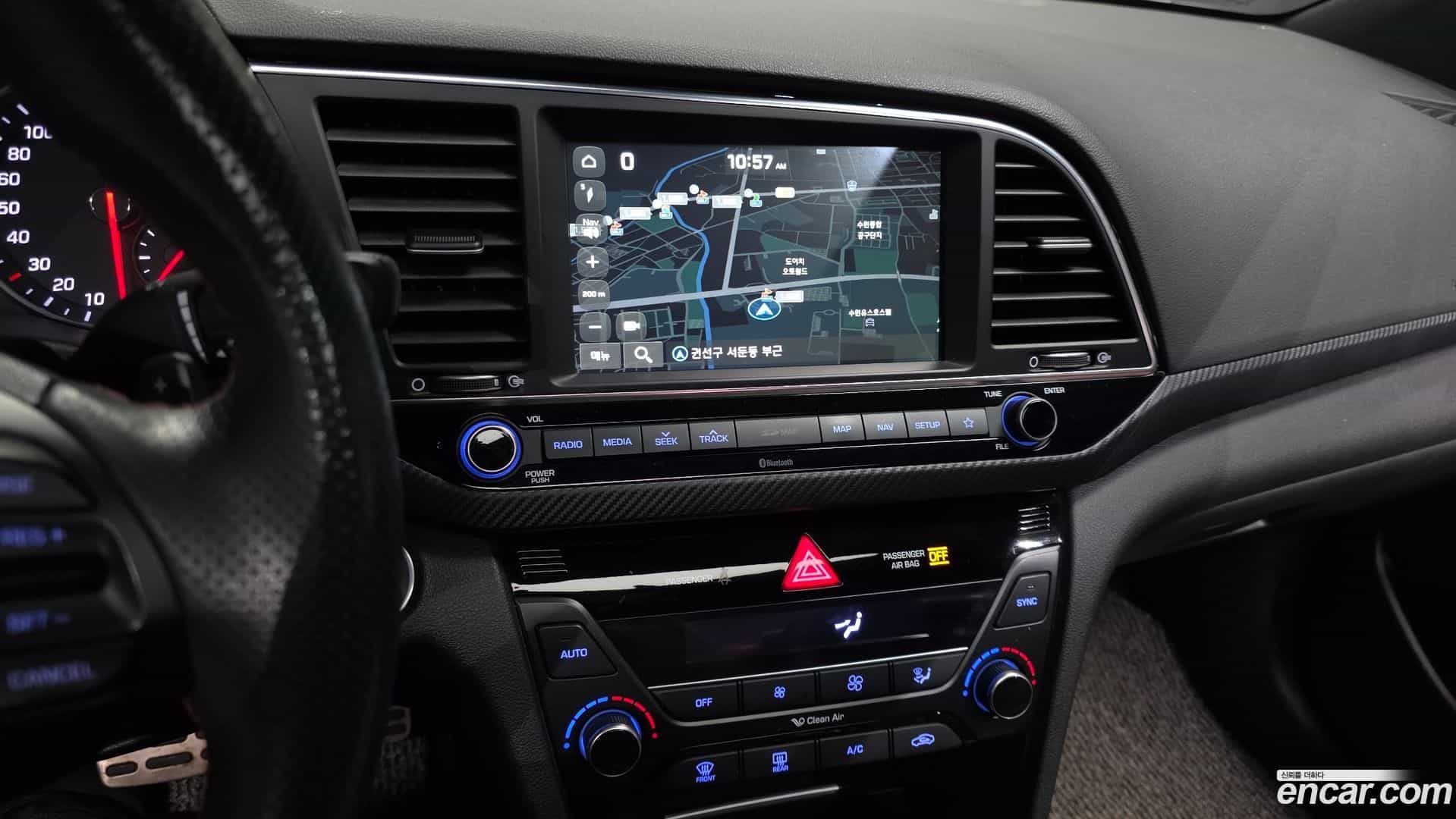 AVANTE Hyundai 2017.8-OPTION-019