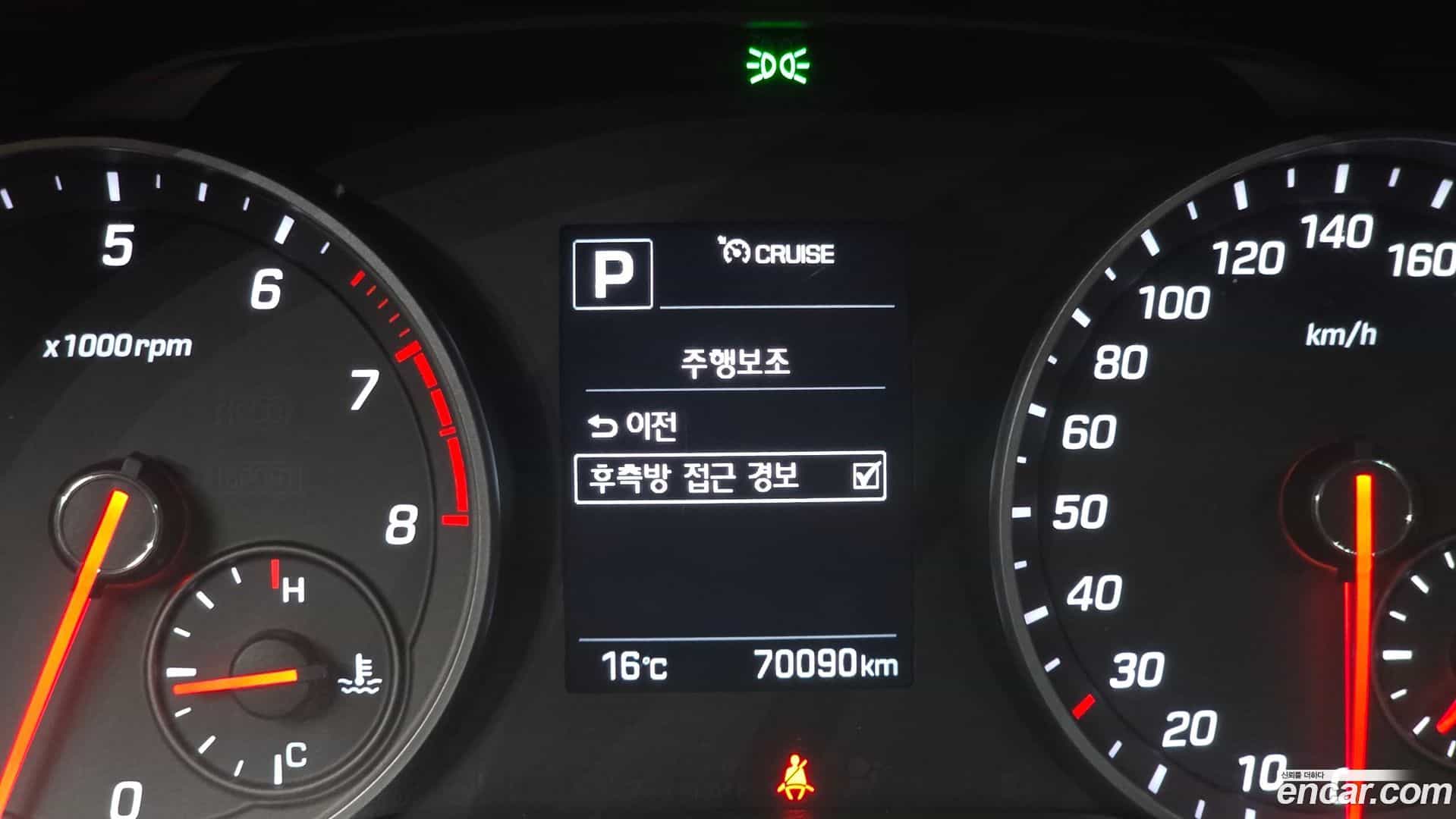 AVANTE Hyundai 2017.8-OPTION-021