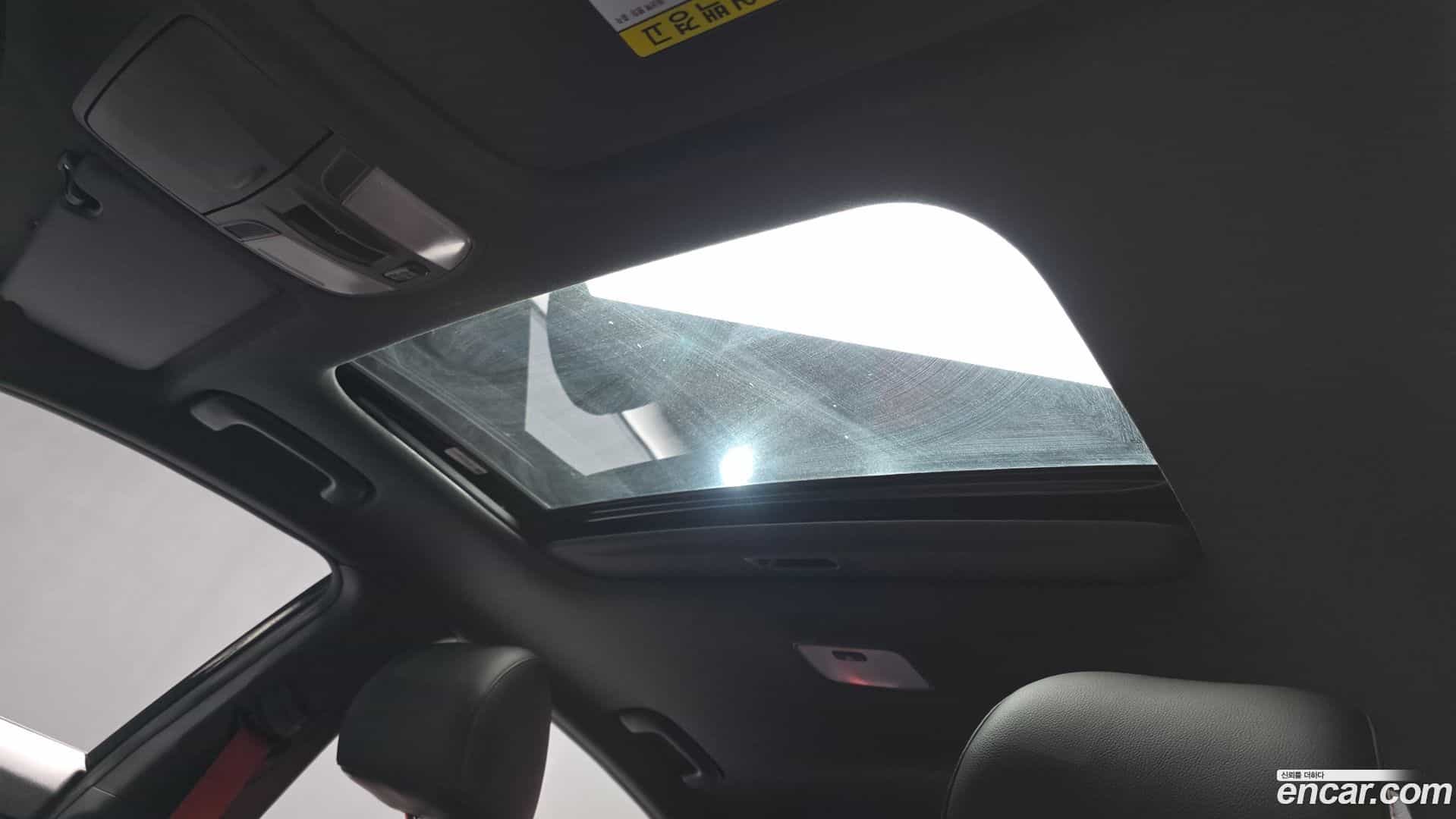 AVANTE Hyundai 2017.8-OPTION-023