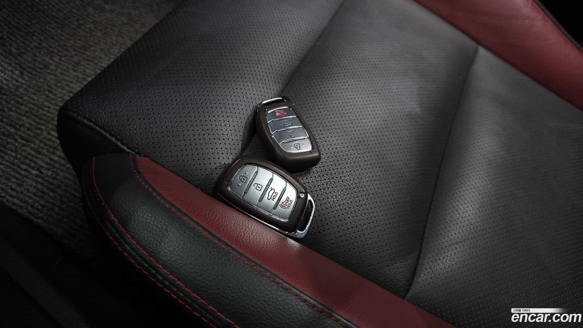 AVANTE Hyundai 2017.8-OPTION-040