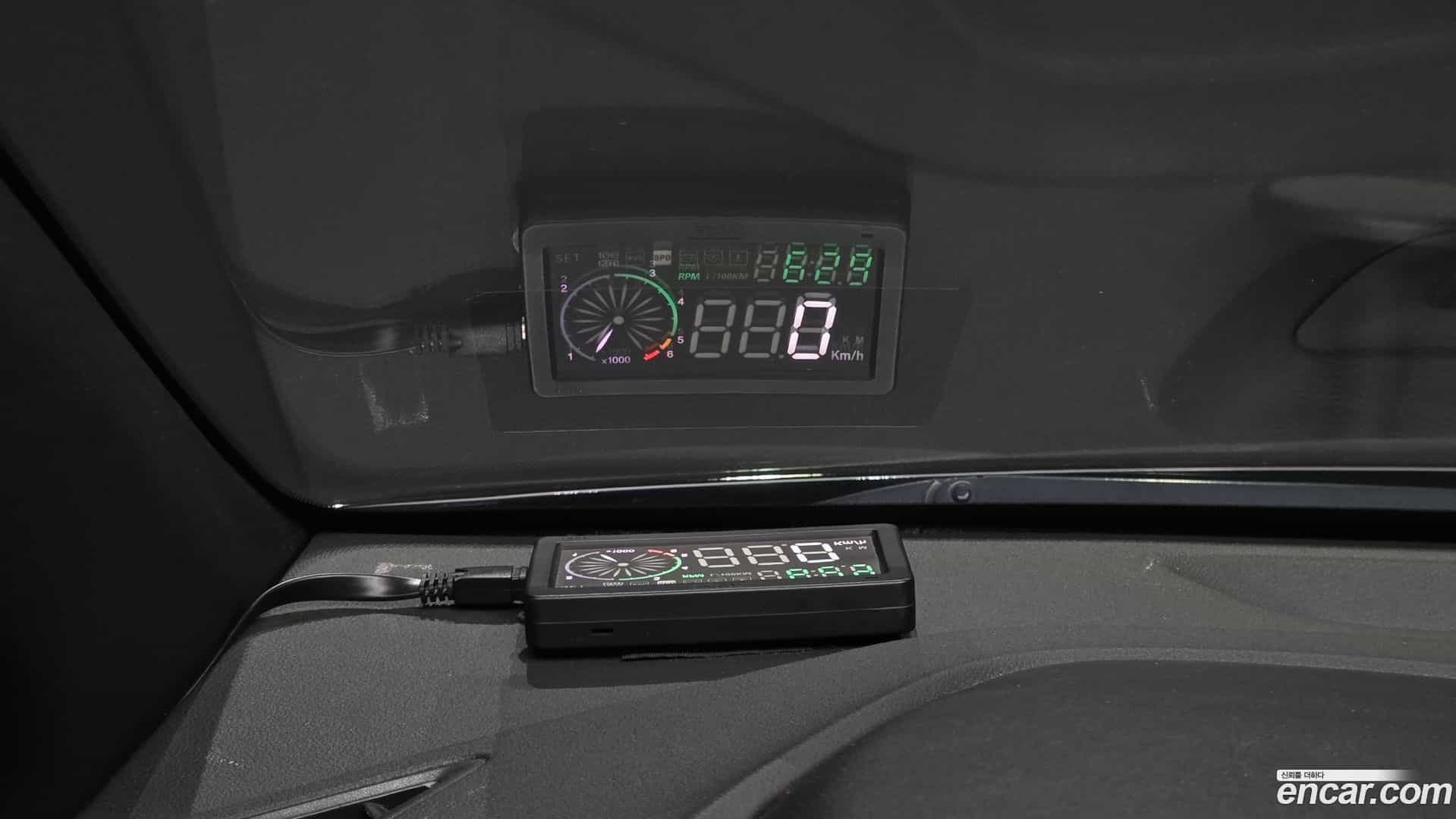 AVANTE Hyundai 2017.8-OPTION-042