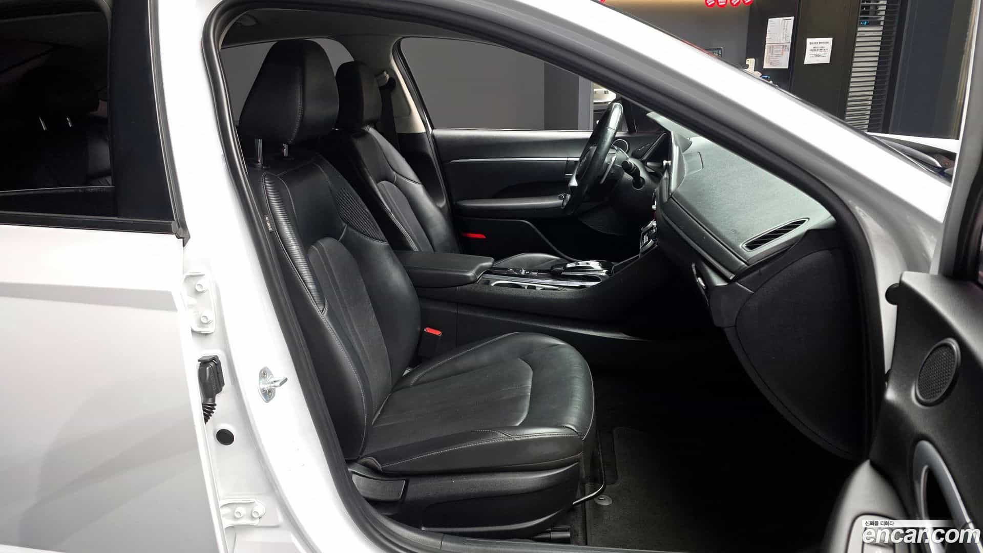 Sonata Hyundai 2019.8-OPTION-015