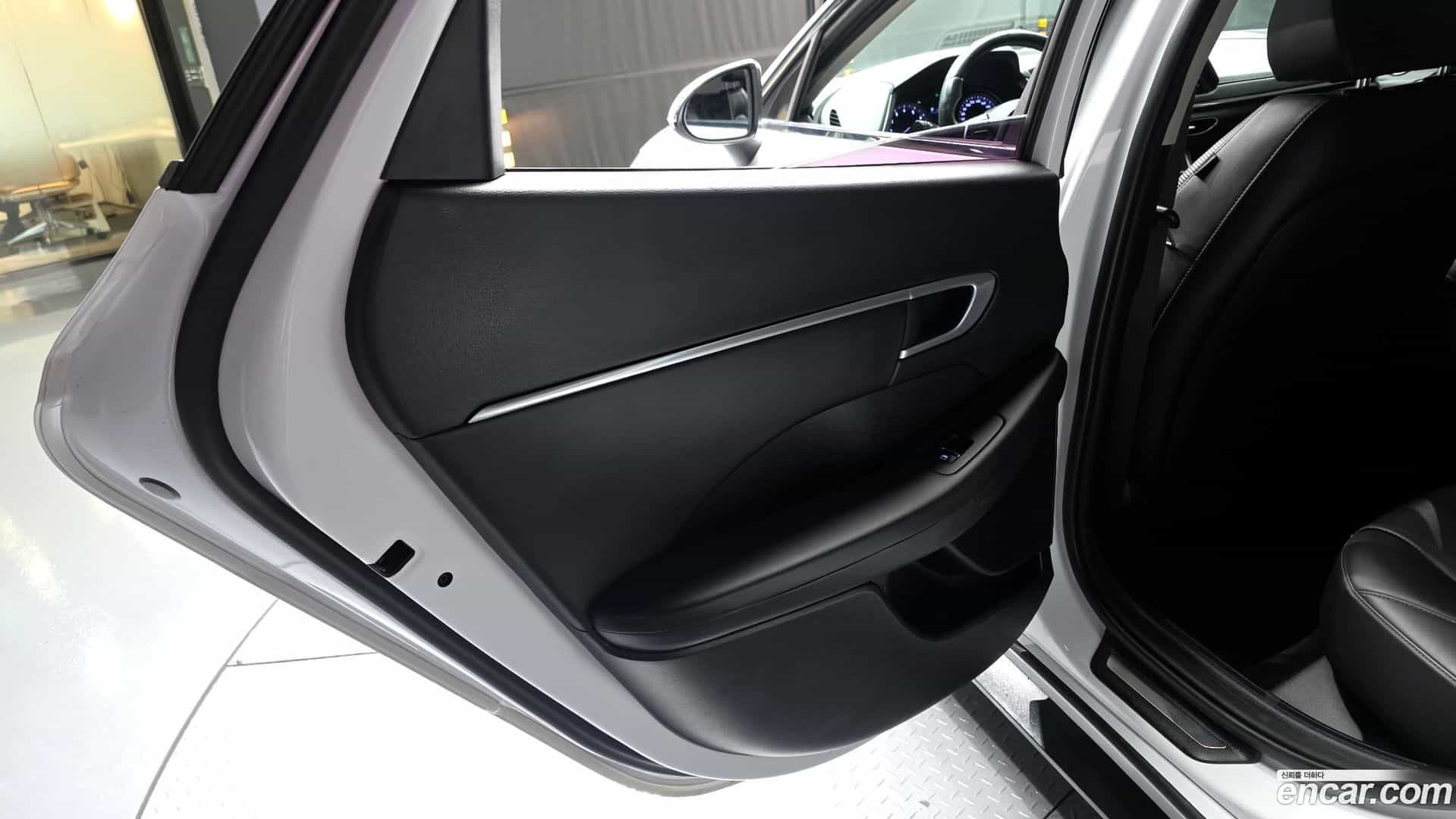 Sonata Hyundai 2019.8-INNER-035