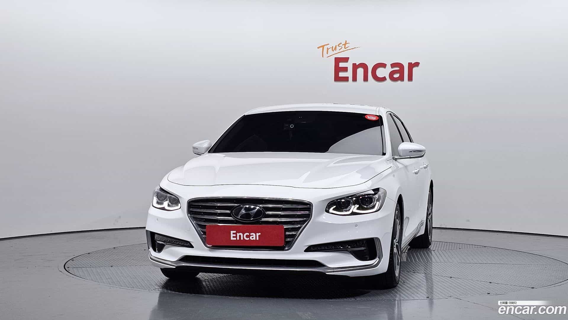 Grandeur Hyundai 2018.2-OUTER-003
