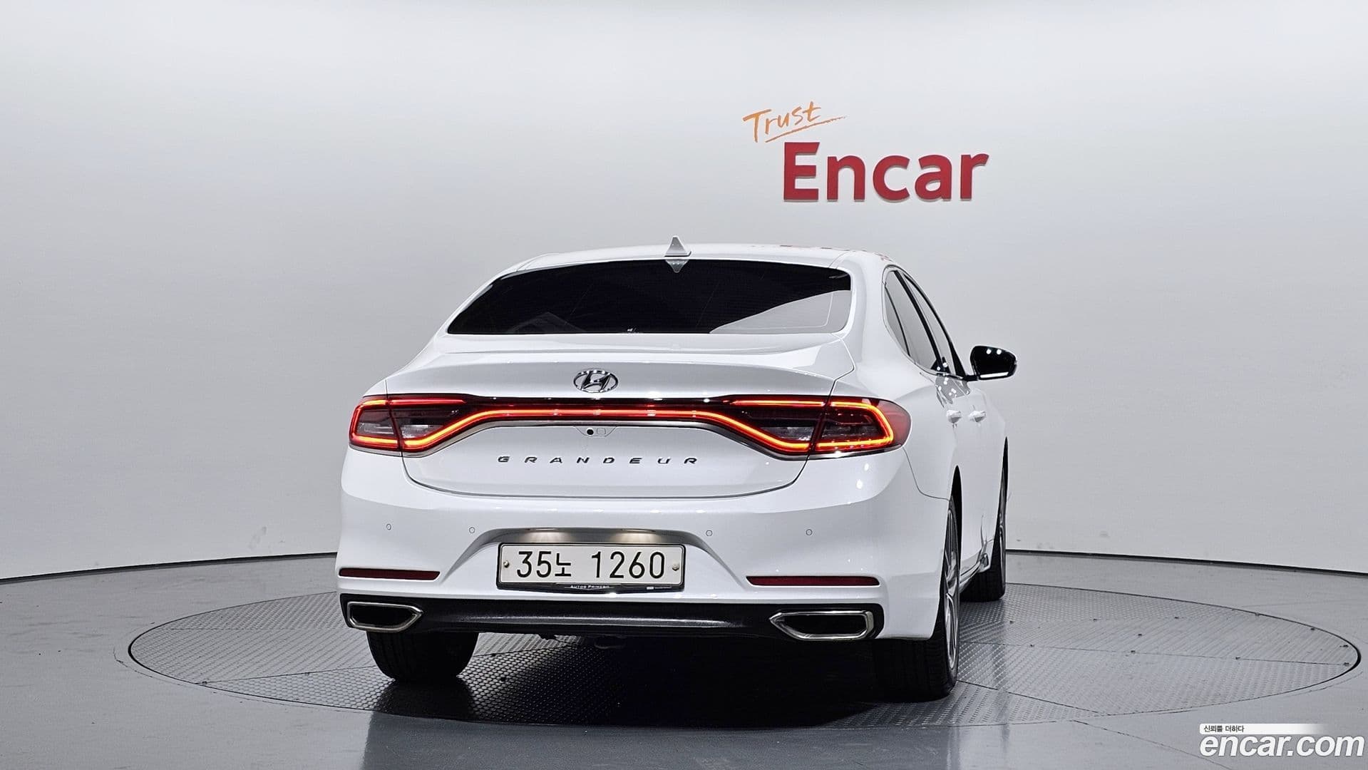 Main__Slider__Photo:Grandeur Hyundai 2018.2-3
