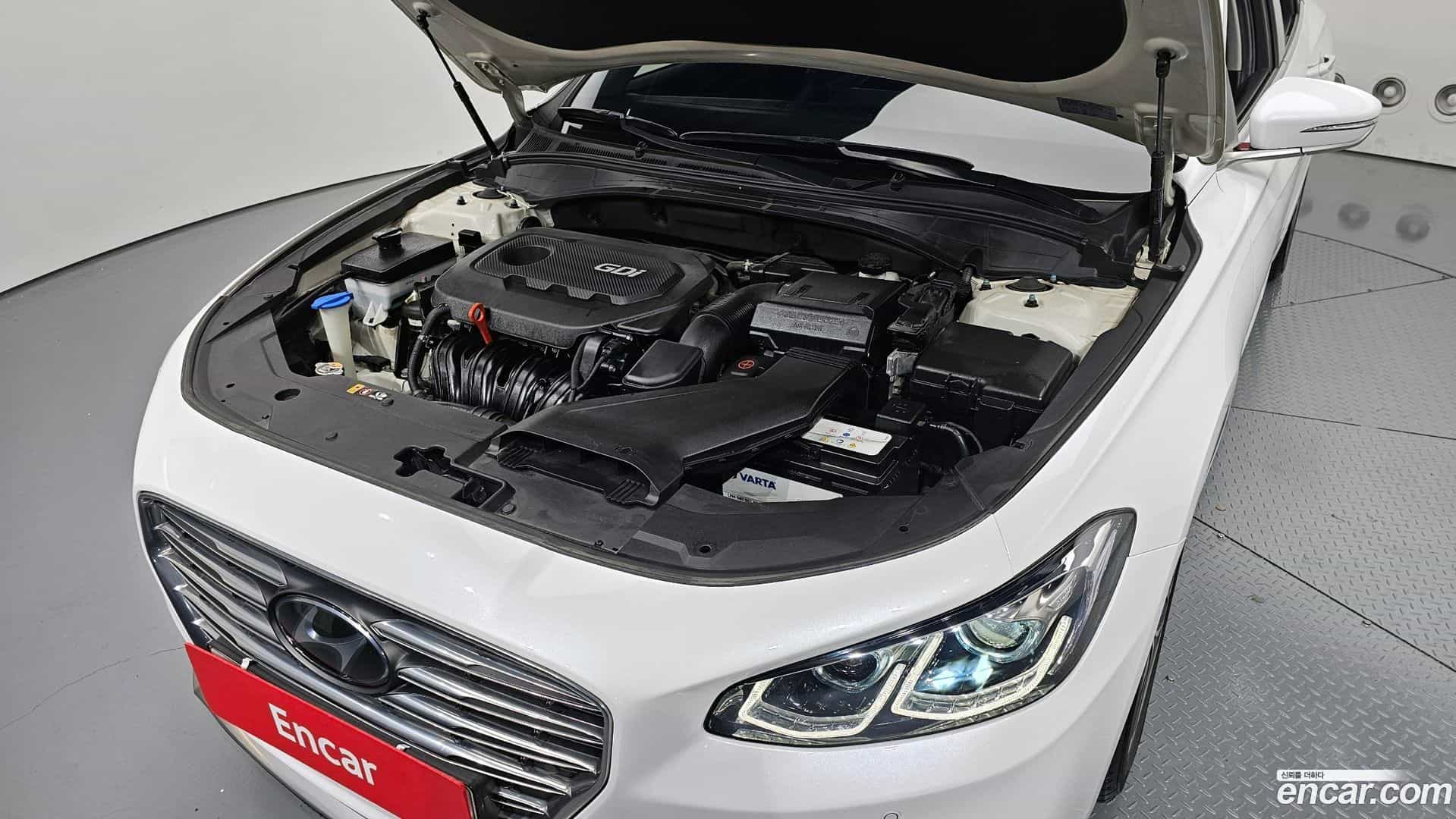 Grandeur Hyundai 2018.2-OUTER-006