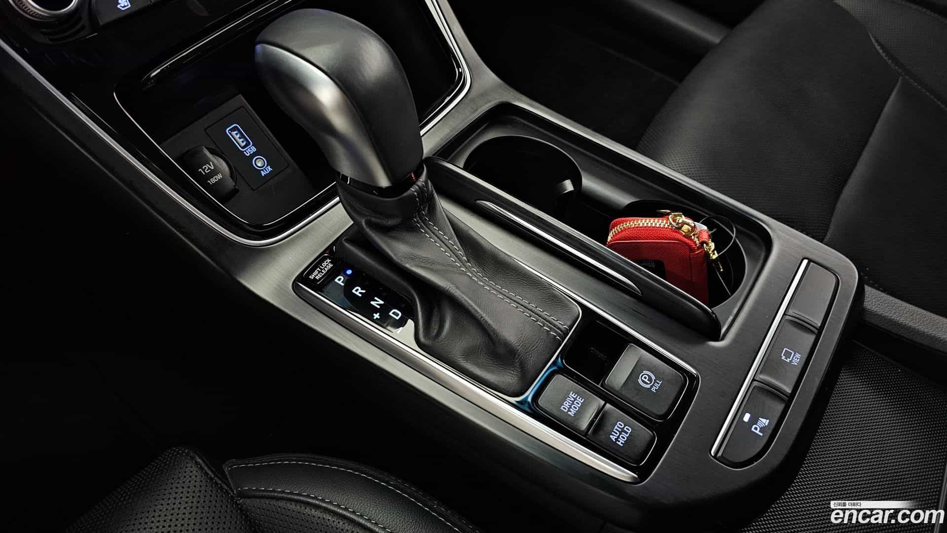 Grandeur Hyundai 2018.2-INNER-009