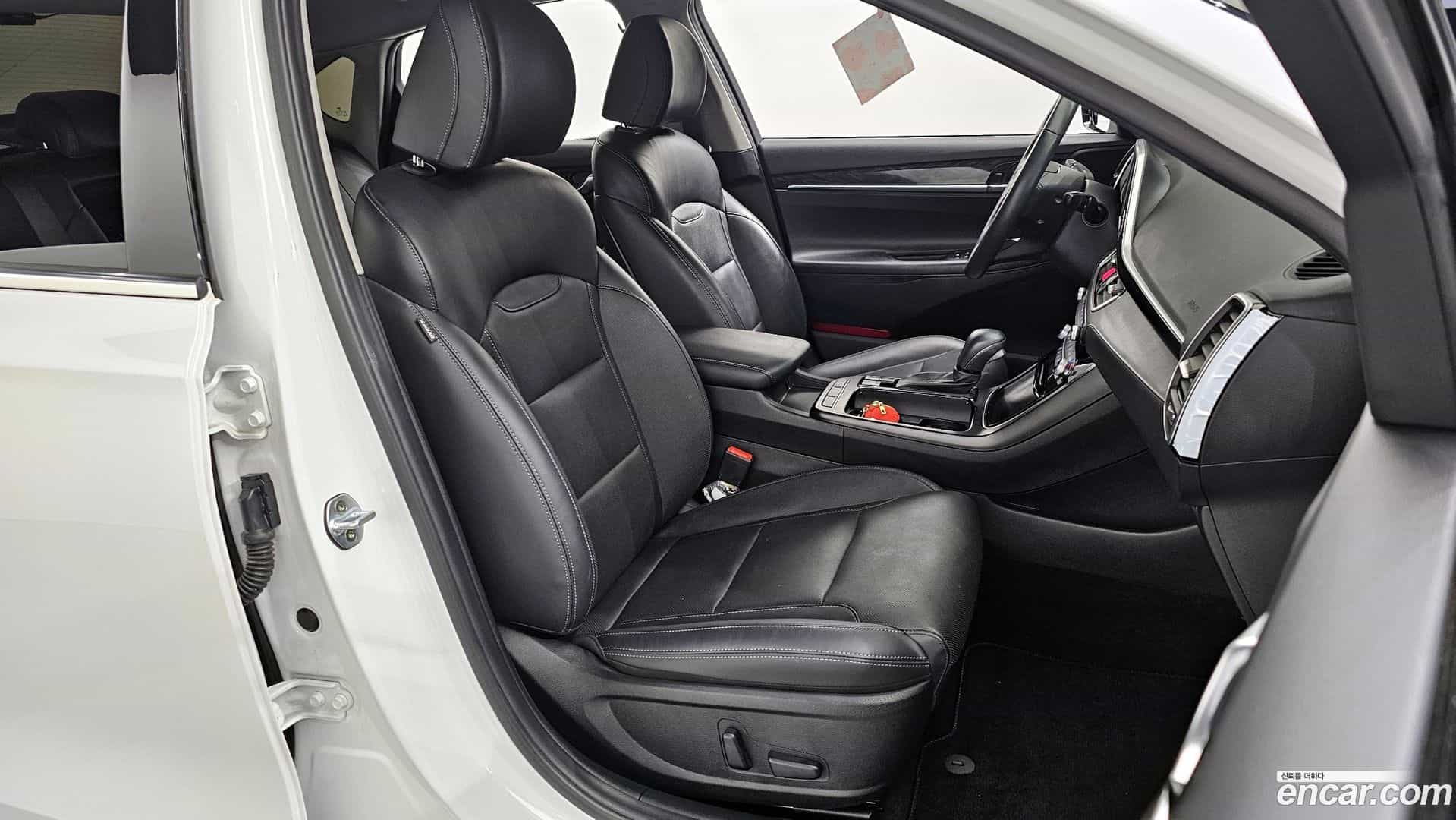 Grandeur Hyundai 2018.2-OPTION-016