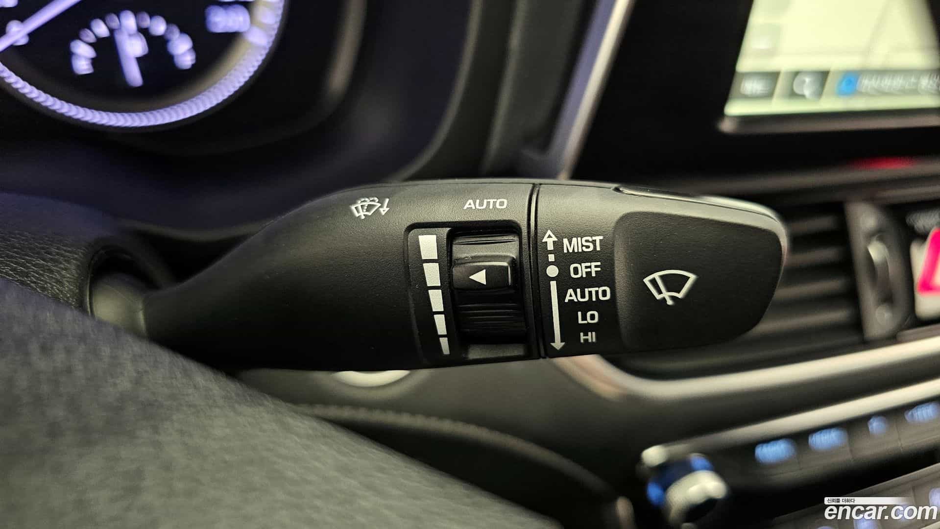 Grandeur Hyundai 2018.2-OPTION-040