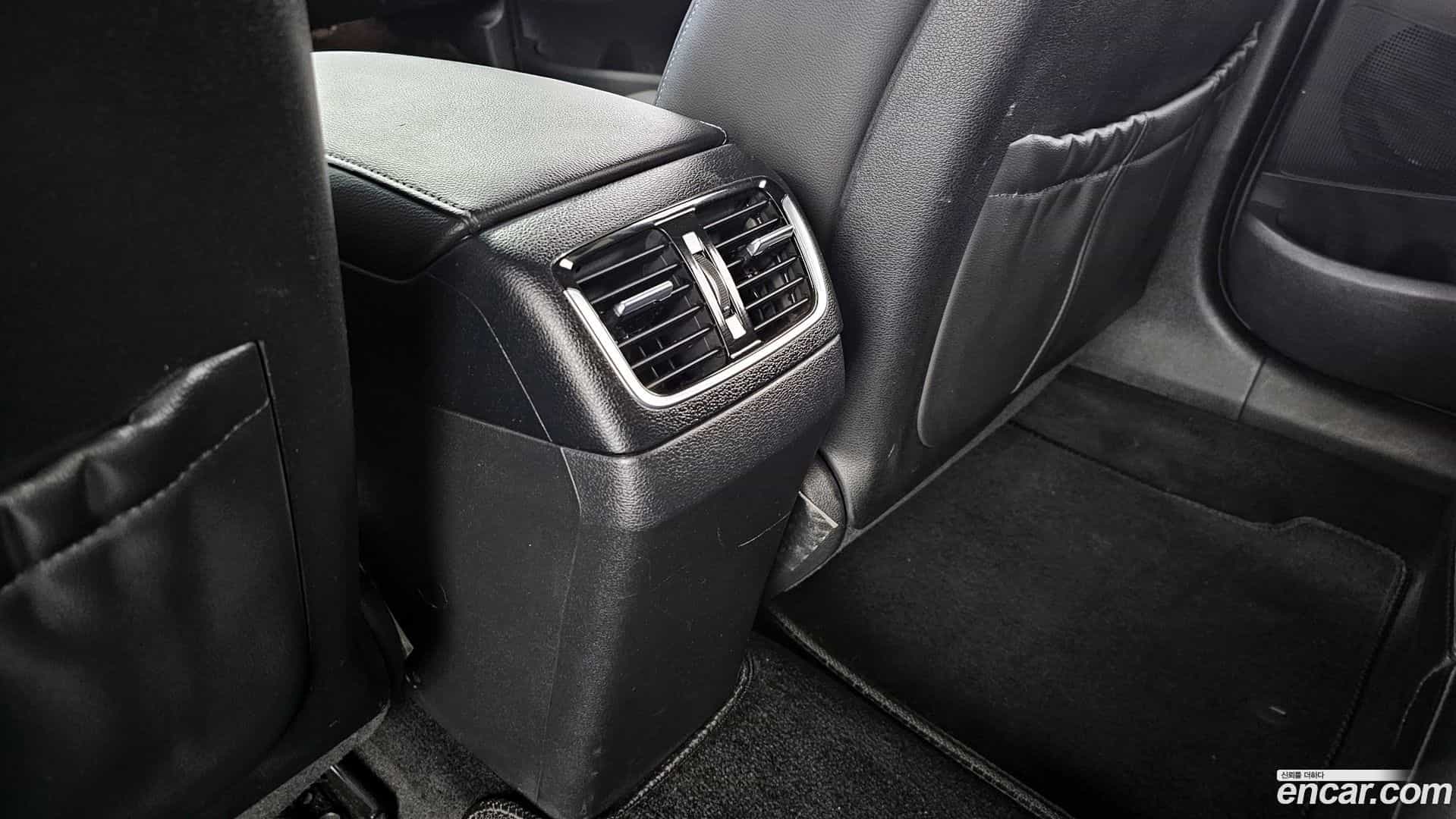 Grandeur Hyundai 2018.2-OPTION-044