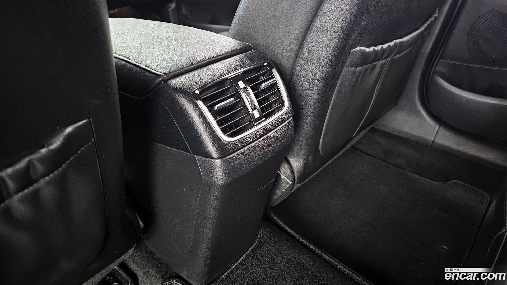 Main__Slider__Photo:Grandeur Hyundai 2018.2-30