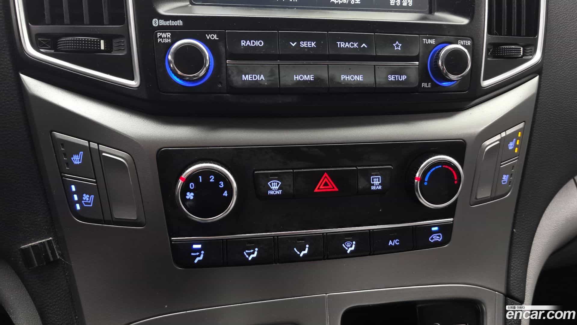 Starex Hyundai 2021.2-OPTION-021