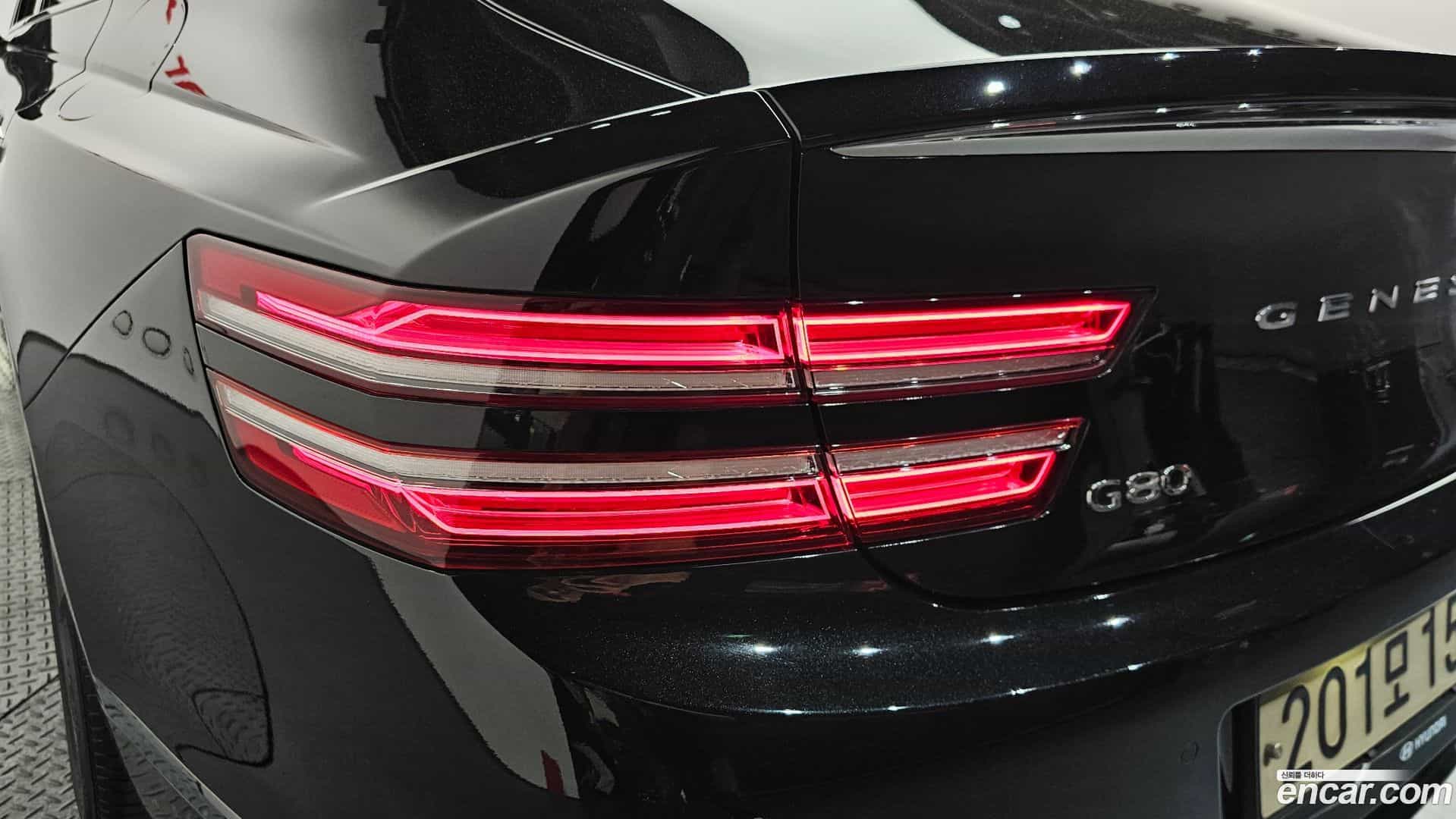 G80 Genesis 2021.0-OUTER-033