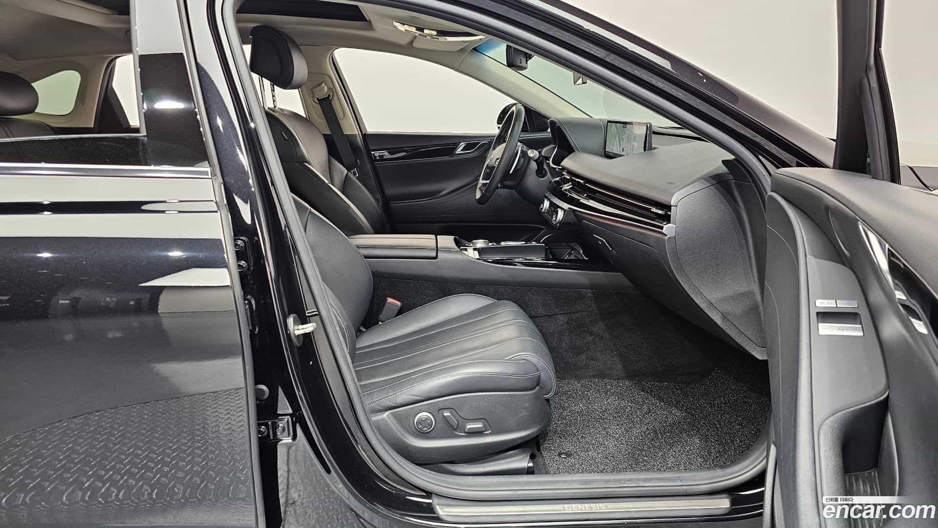 G80 Genesis 2021.0-INNER-036