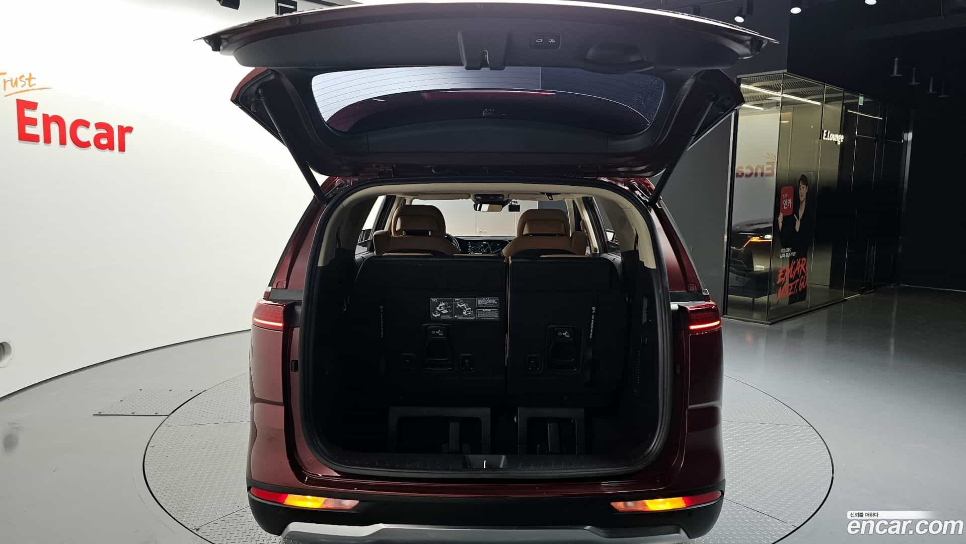 Canival Kia 2021.6-OPTION-024