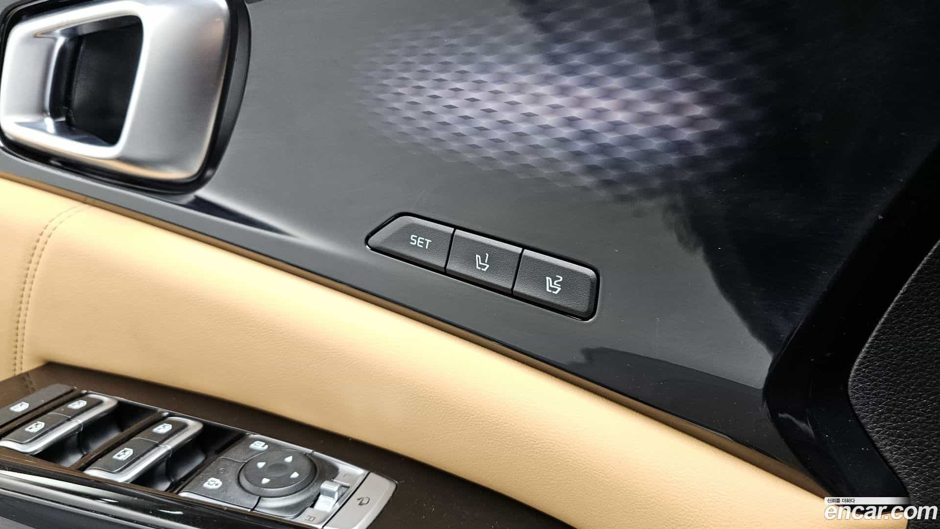 Canival Kia 2021.6-OPTION-042