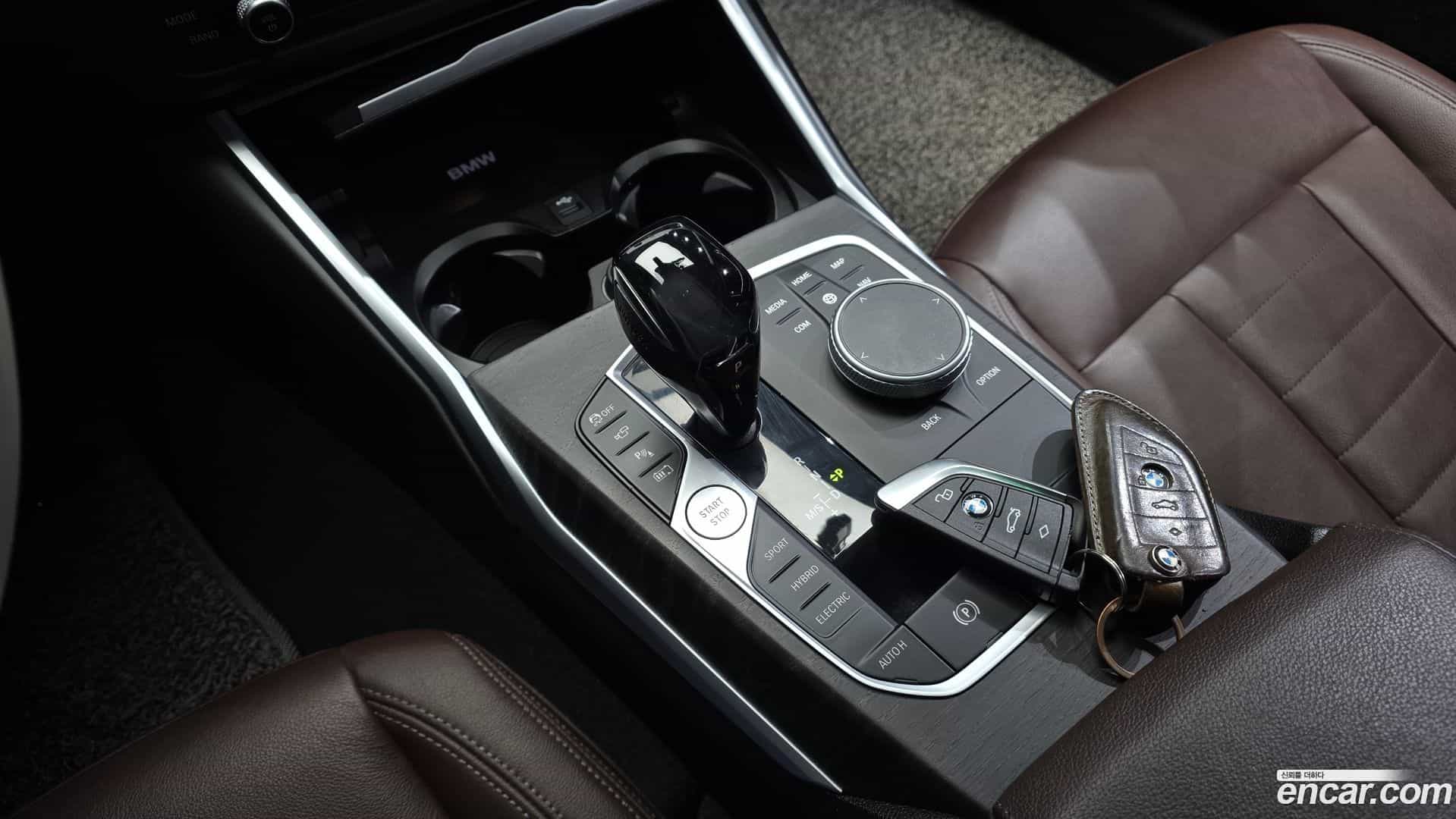 3-Series BMW 2021.0-INNER-009