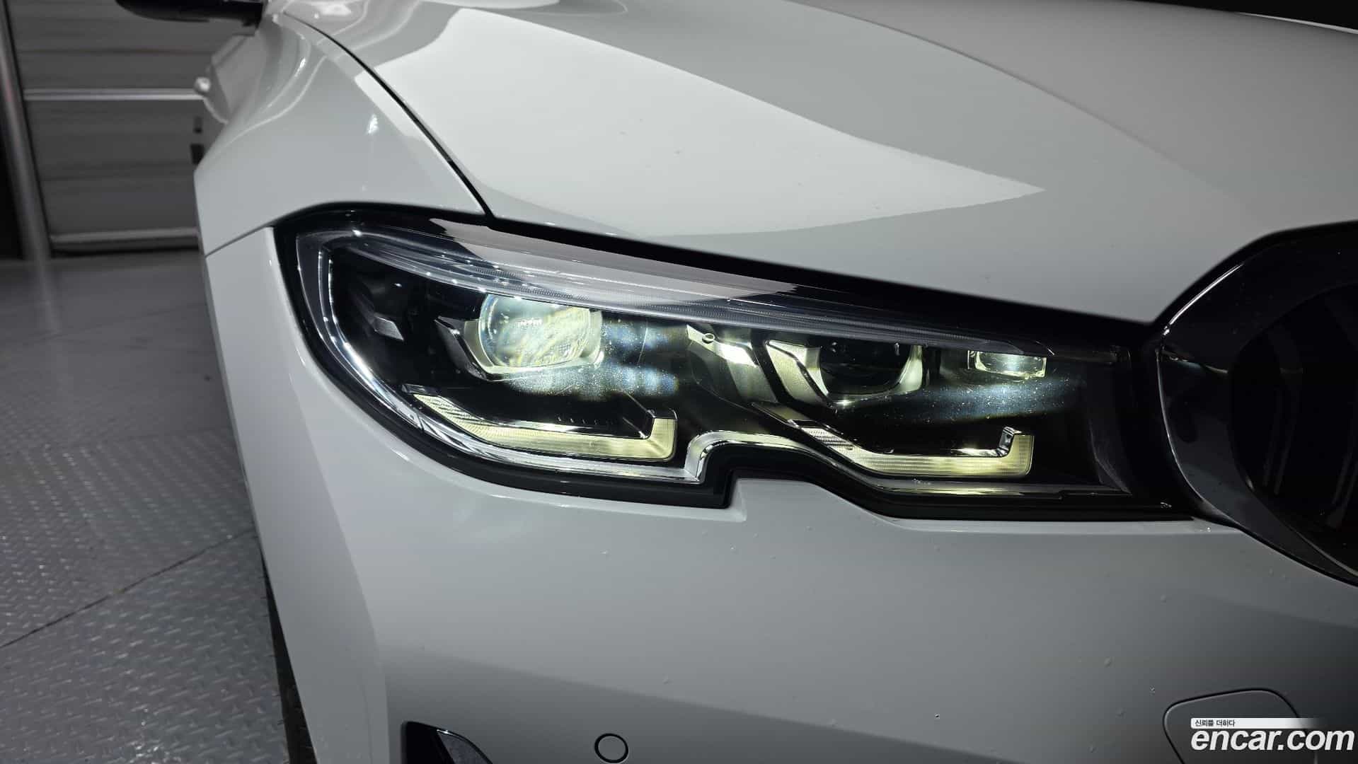 3-Series BMW 2021.0-OUTER-032